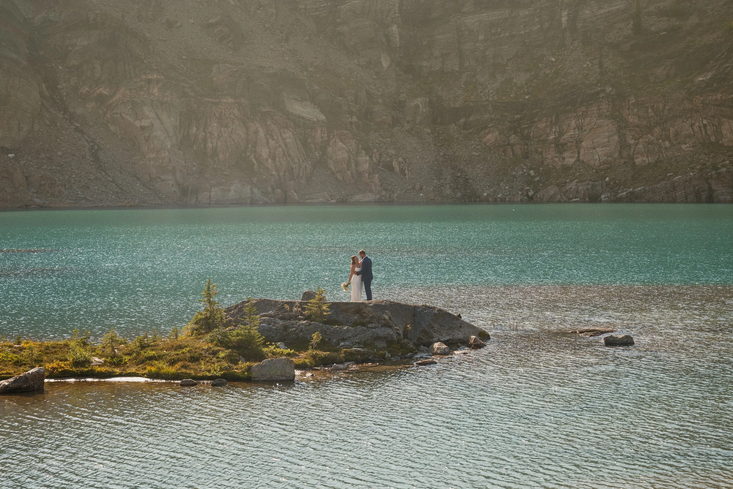 EARTH IN BLOOM PHOTOGRAPHY  - Catherine + Lee - Revelstoke Elopement 6-114.jpg