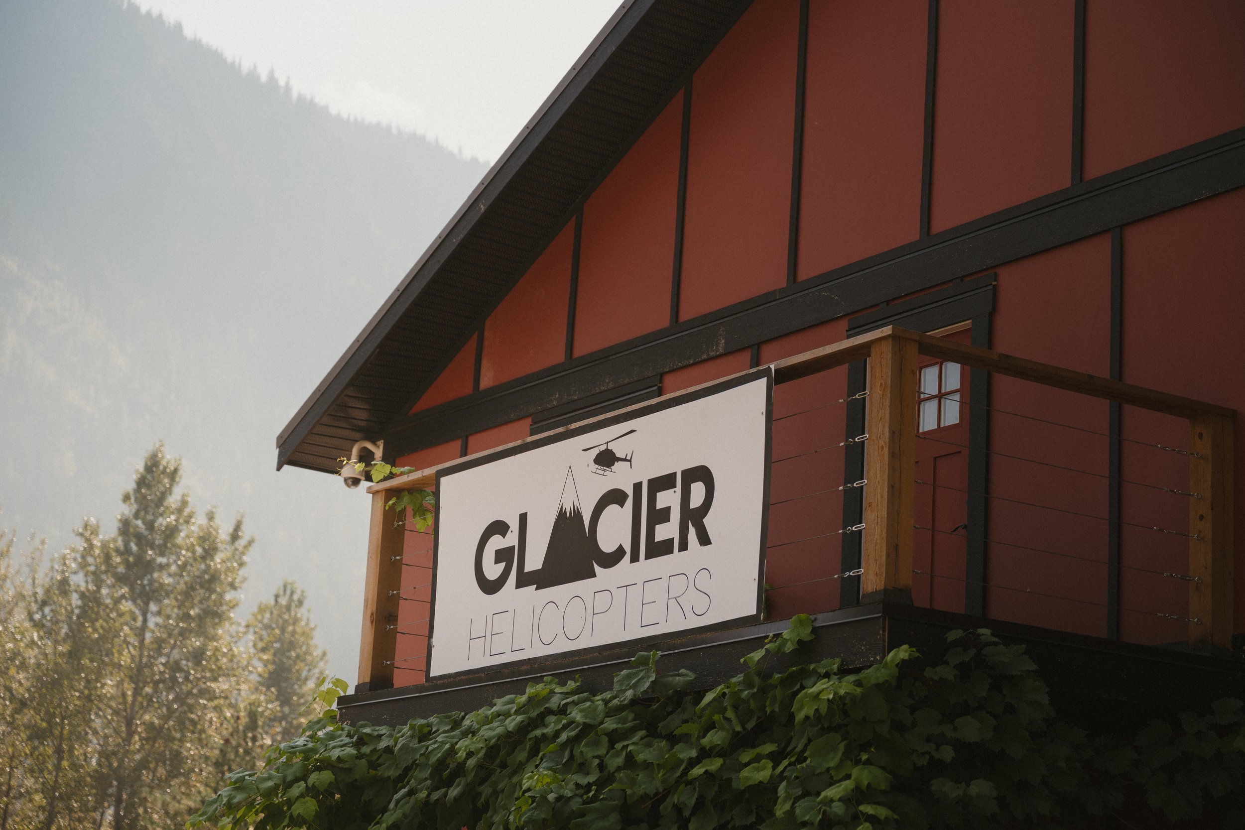 EARTH IN BLOOM PHOTOGRAPHY  - Catherine + Lee - Revelstoke Elopement 6-36.jpg