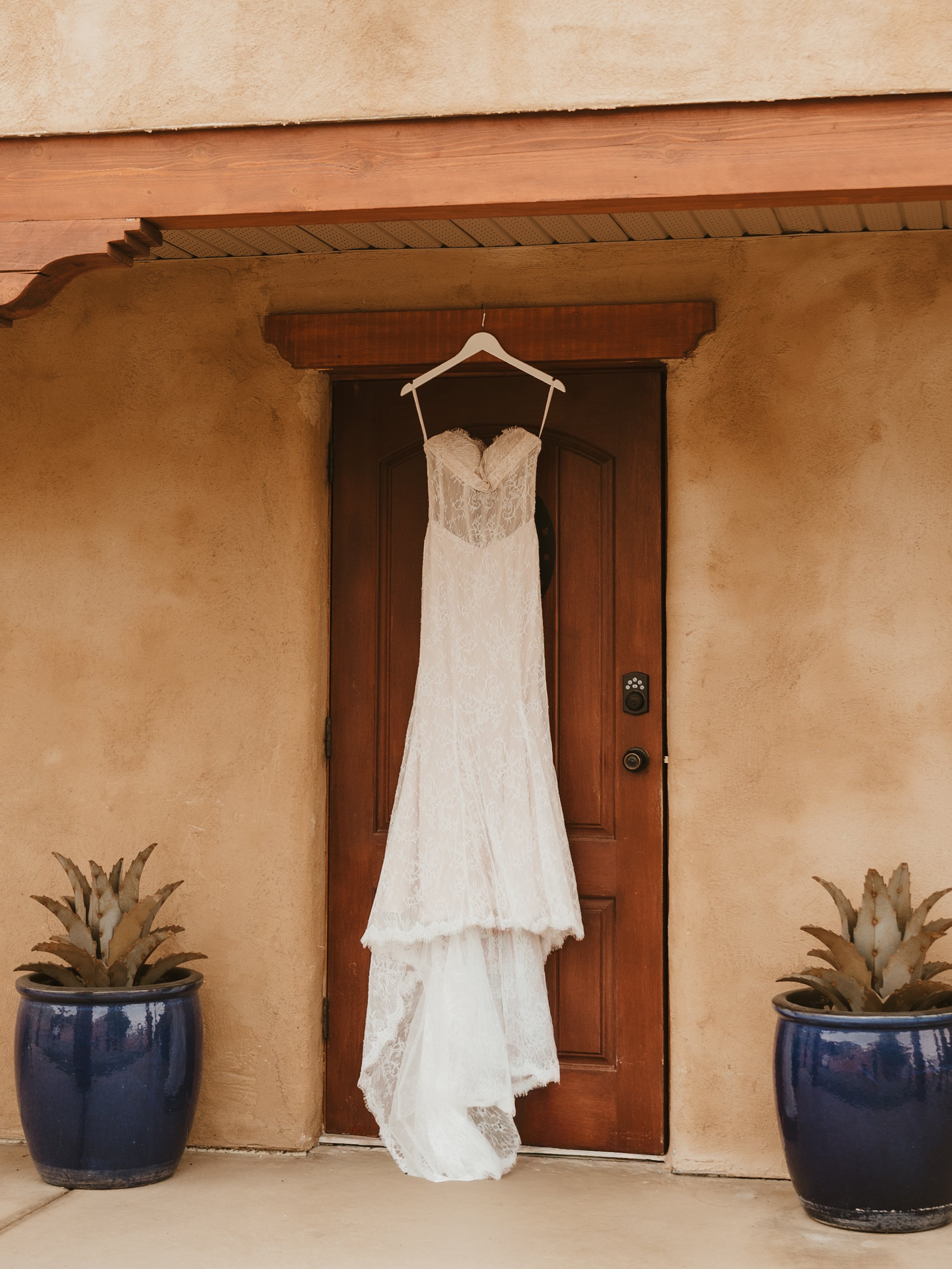 Kiona + Connor - Rancho Burro Wedding - Girls getting ready -6.jpg