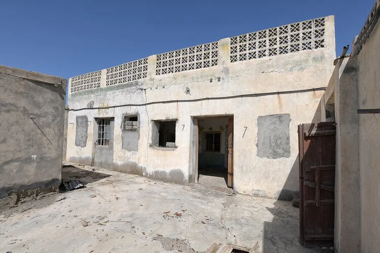 Al-Qanatir Dwelling, Ibra Sufala
A 1970s dwelling in Al-Qanatir, Ibra Sufala, Ash-Sharqiyah North Governorate, Sultanate of Oman.