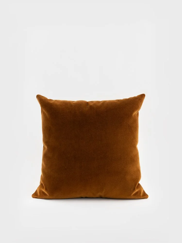 SlubVelvetPillowCognac_12409_SundayShop_1.jpeg