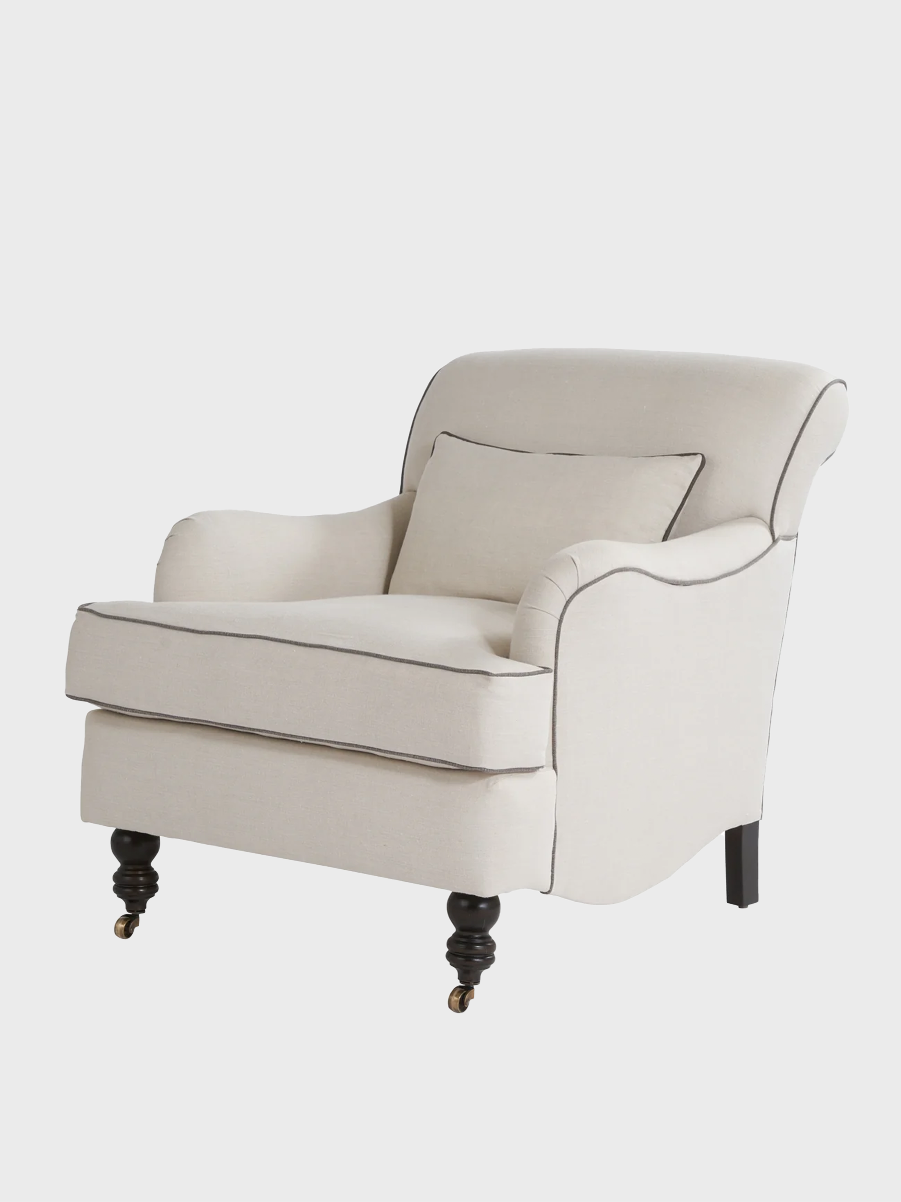 Beaumont_Chair-Sunday_Shop-Angle.png
