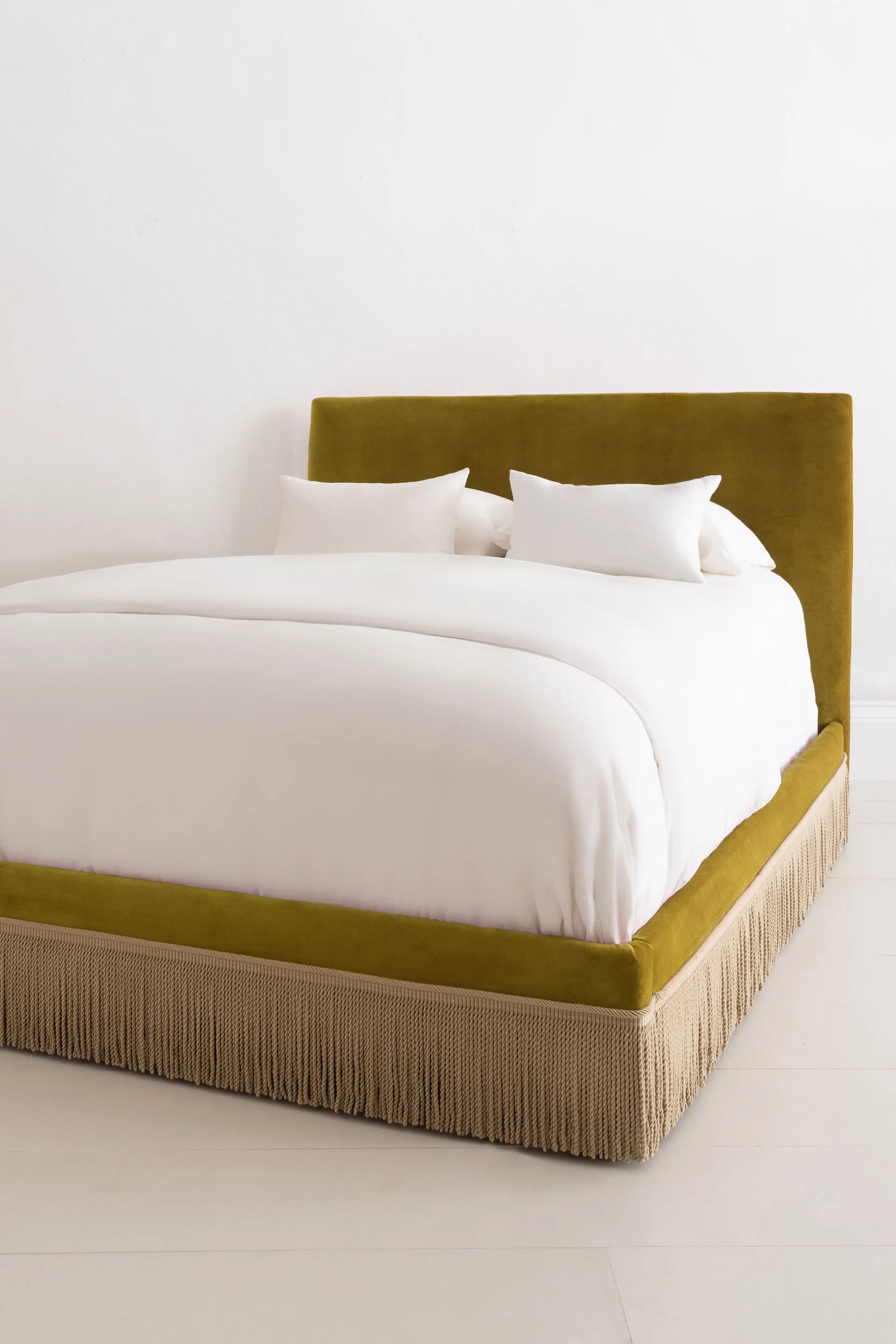 Georgiana-Bed_Brass.jpg