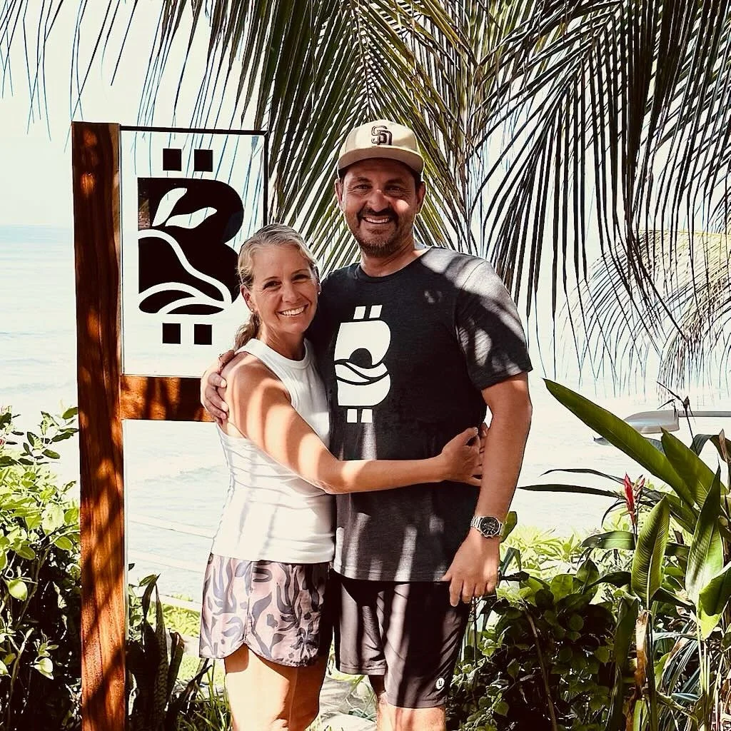 When I moved to Idaho to finish midwifery school, my husband @pdesoto continued building into the country of El Salvador, and the friendships that we had. Just recently, I was fortunate to visit El Salvador to experience the creative hand of God thro