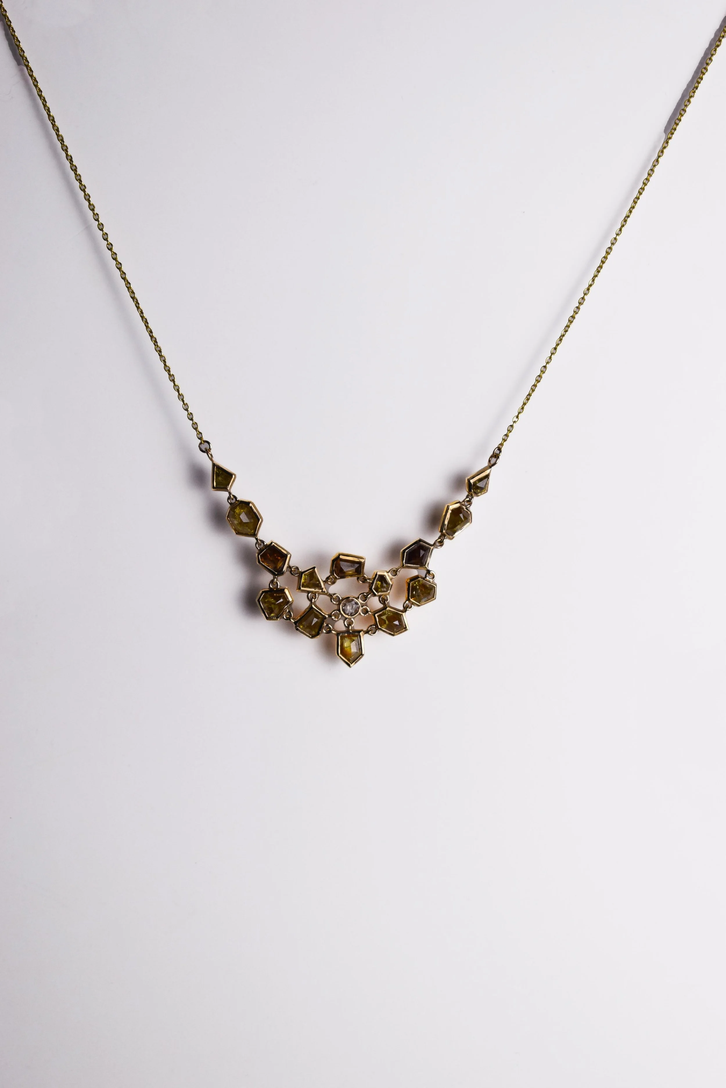 Shree 05 - SHREE DIAMOND GEMS AND JEWELS.jpeg