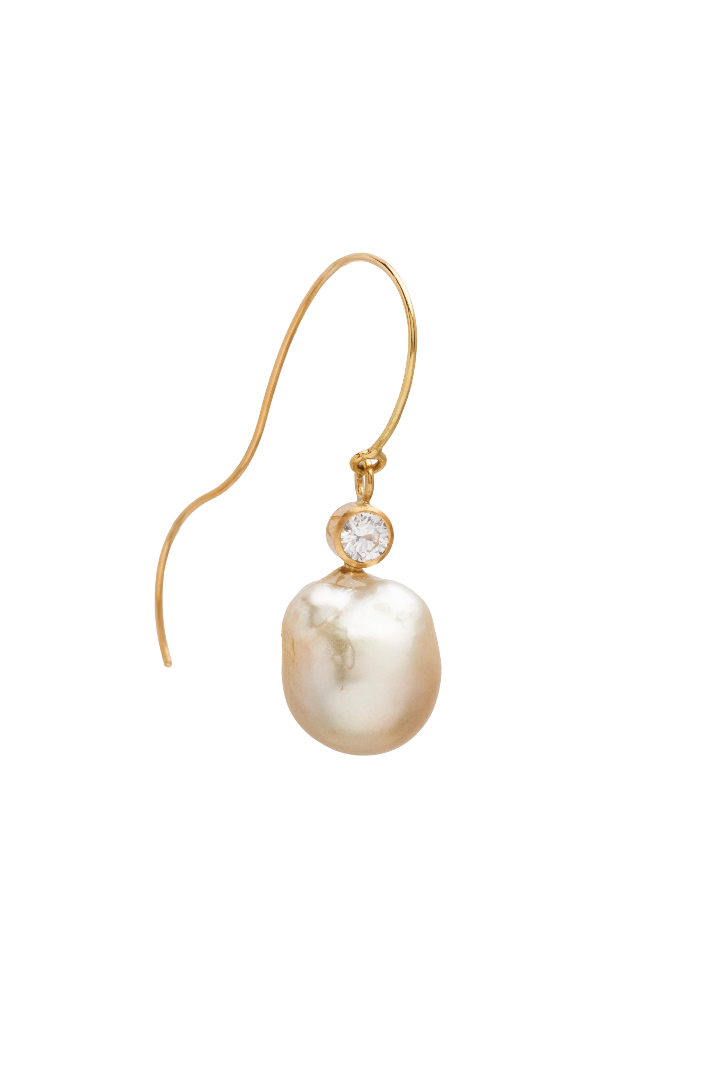 Honeyed Cloud Earring.png