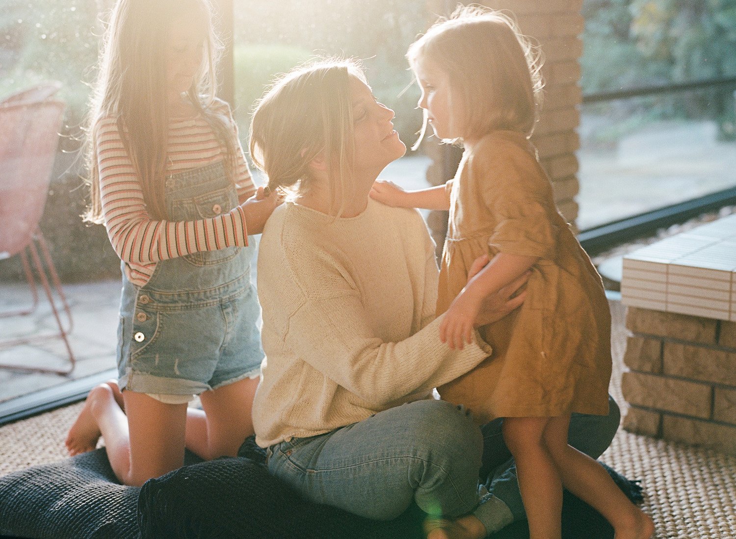Candid and artistic family photograph at home in Melbourne with Janine Harris of White Salt Photography-09.jpg