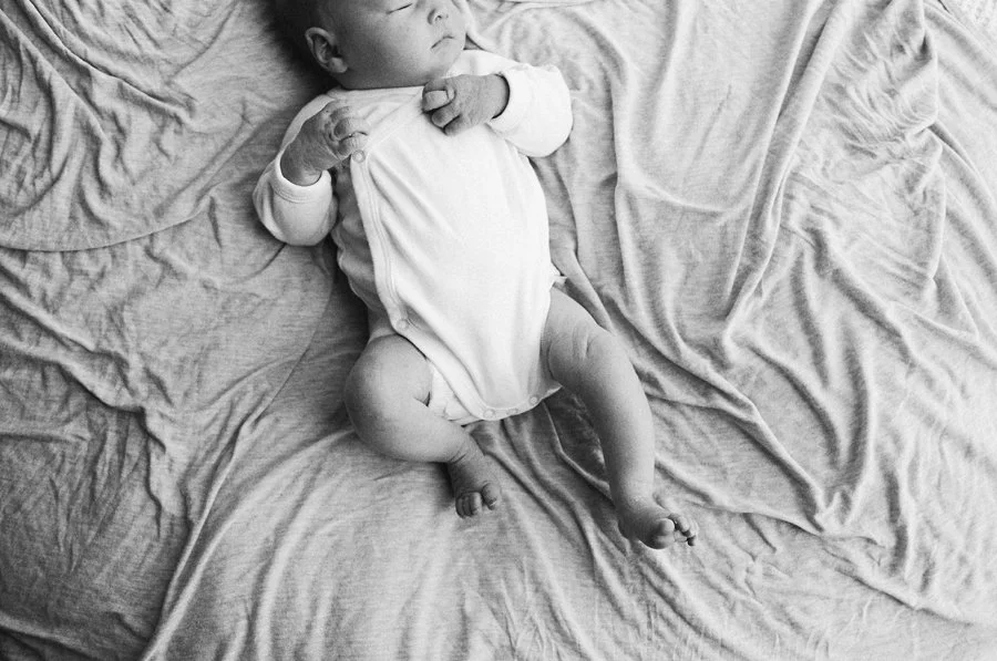 Melbourne Film Newborn Photography by Sarah Black_002.jpg