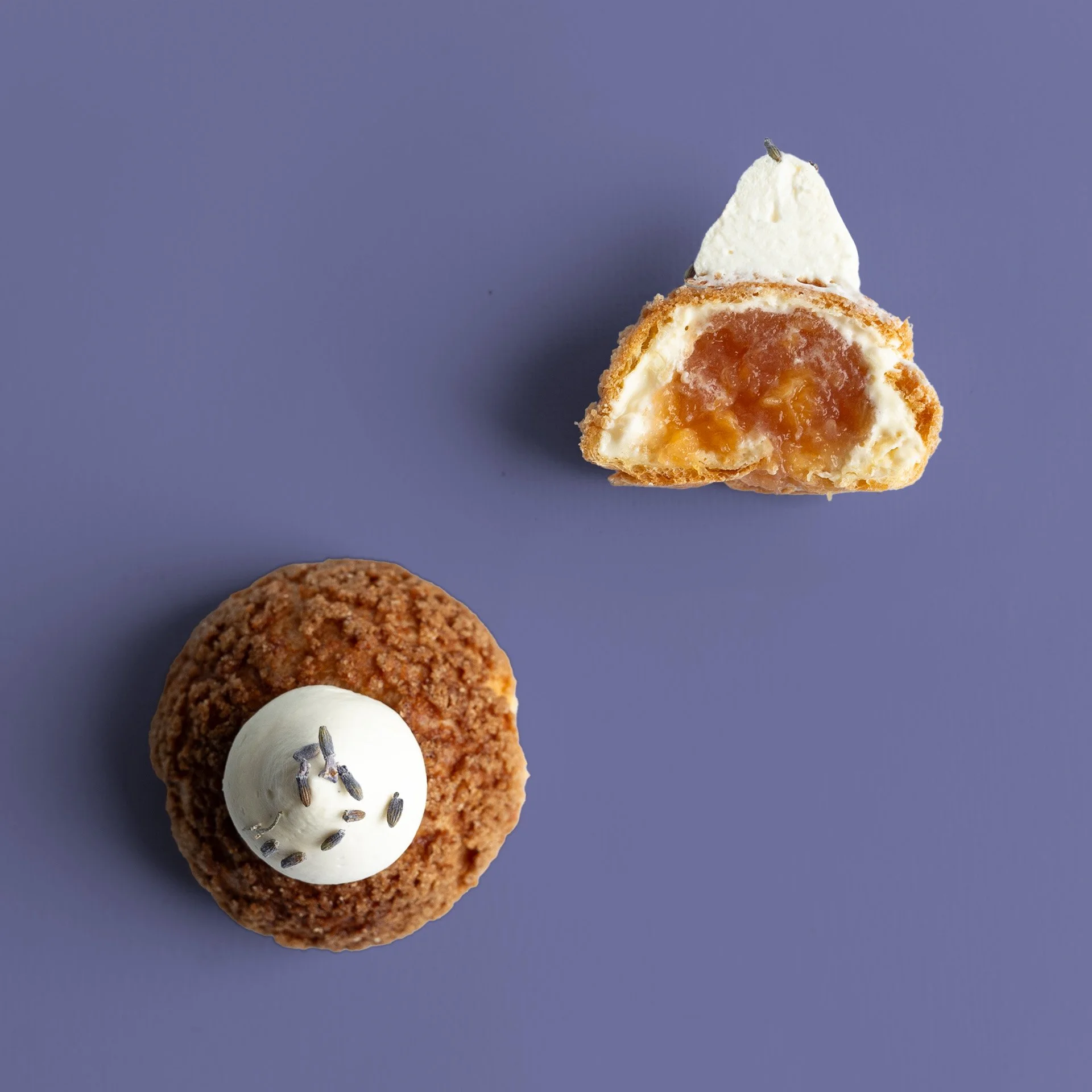 labo-patisserie-agen-choux-peche-lavande.jpg