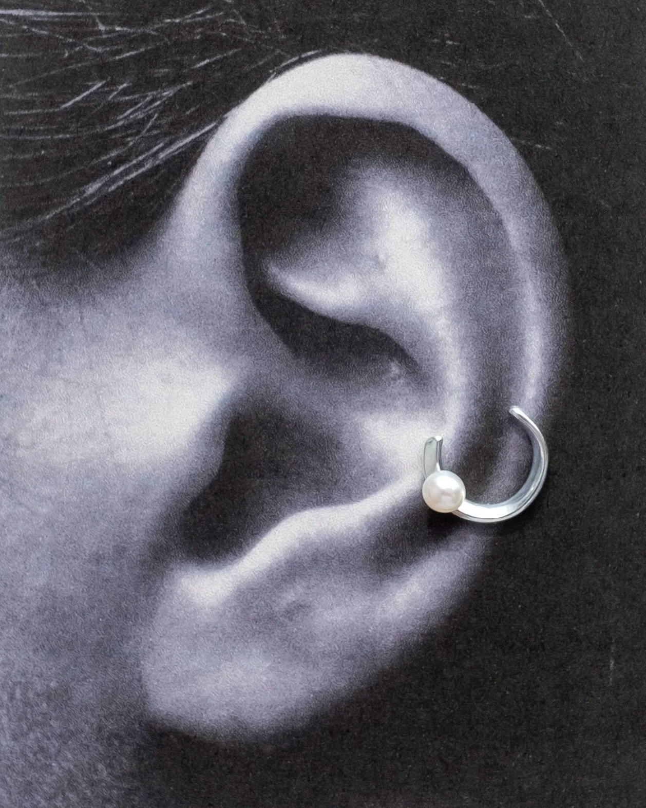 single pearl ear cuff.JPEG