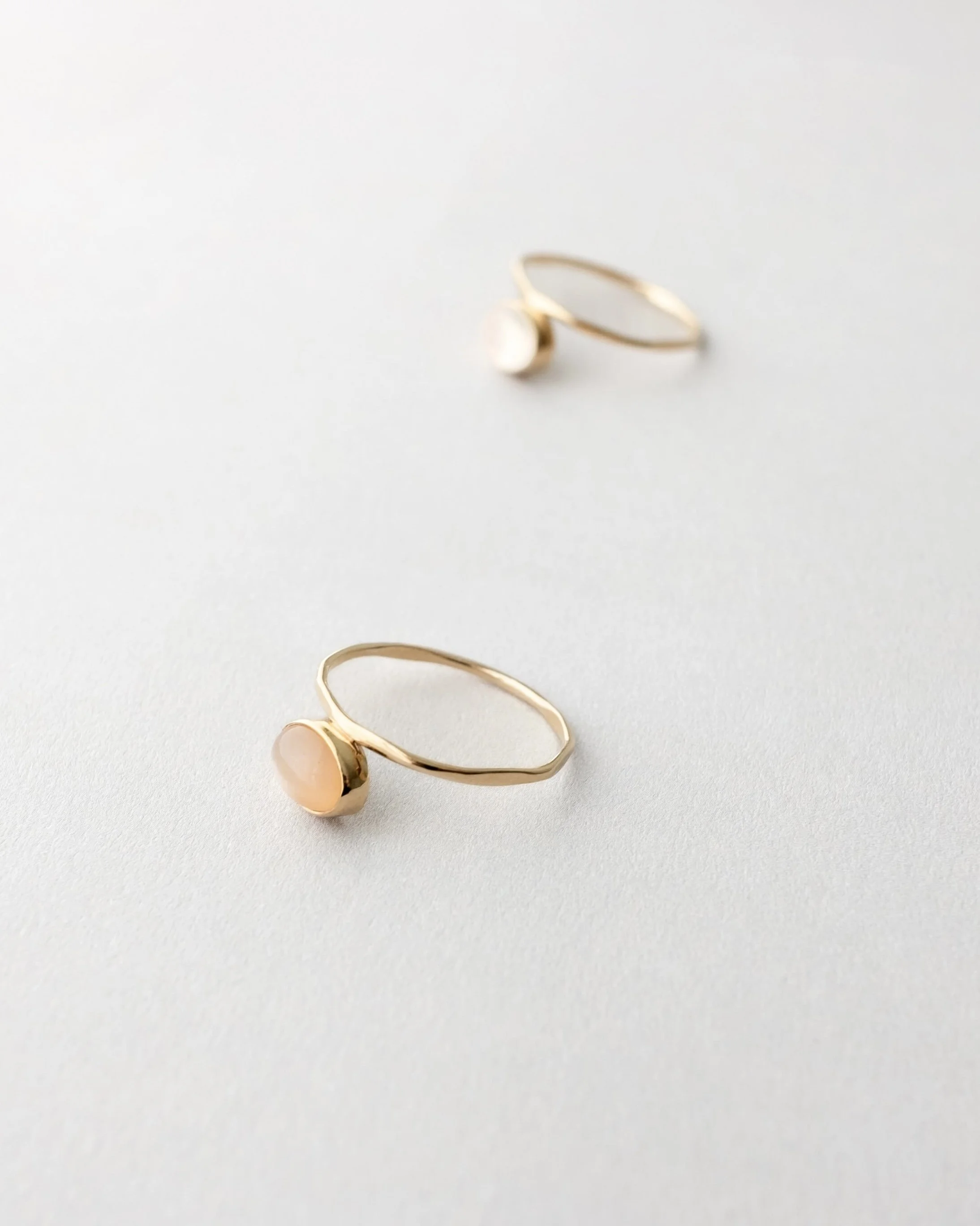 GASPAR PEACH MOONSTONE RING