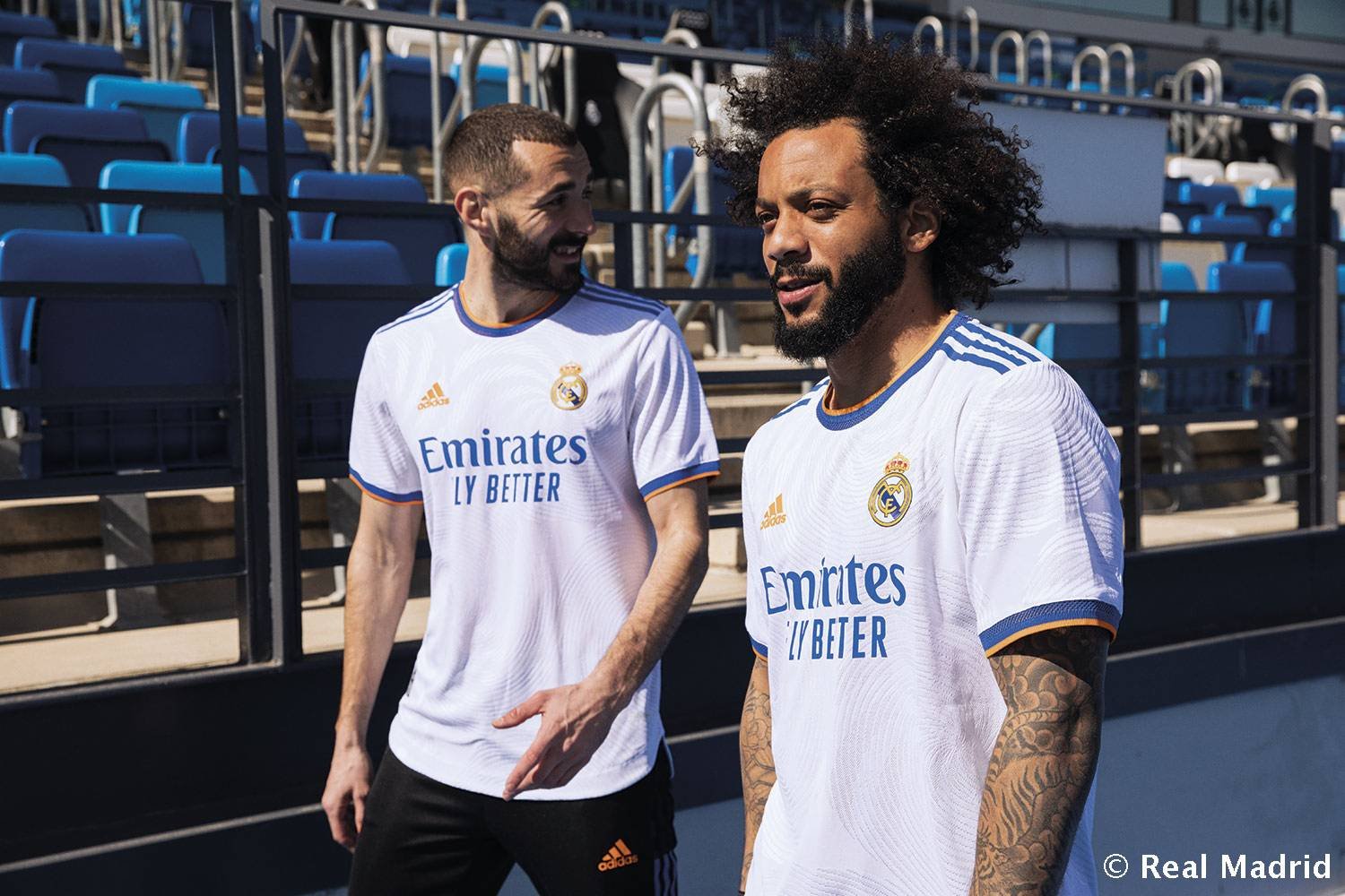 01_H22879_REAL_MADRID_HOME_GQ1360_BENZEMA_MARCELOThumb.jpg