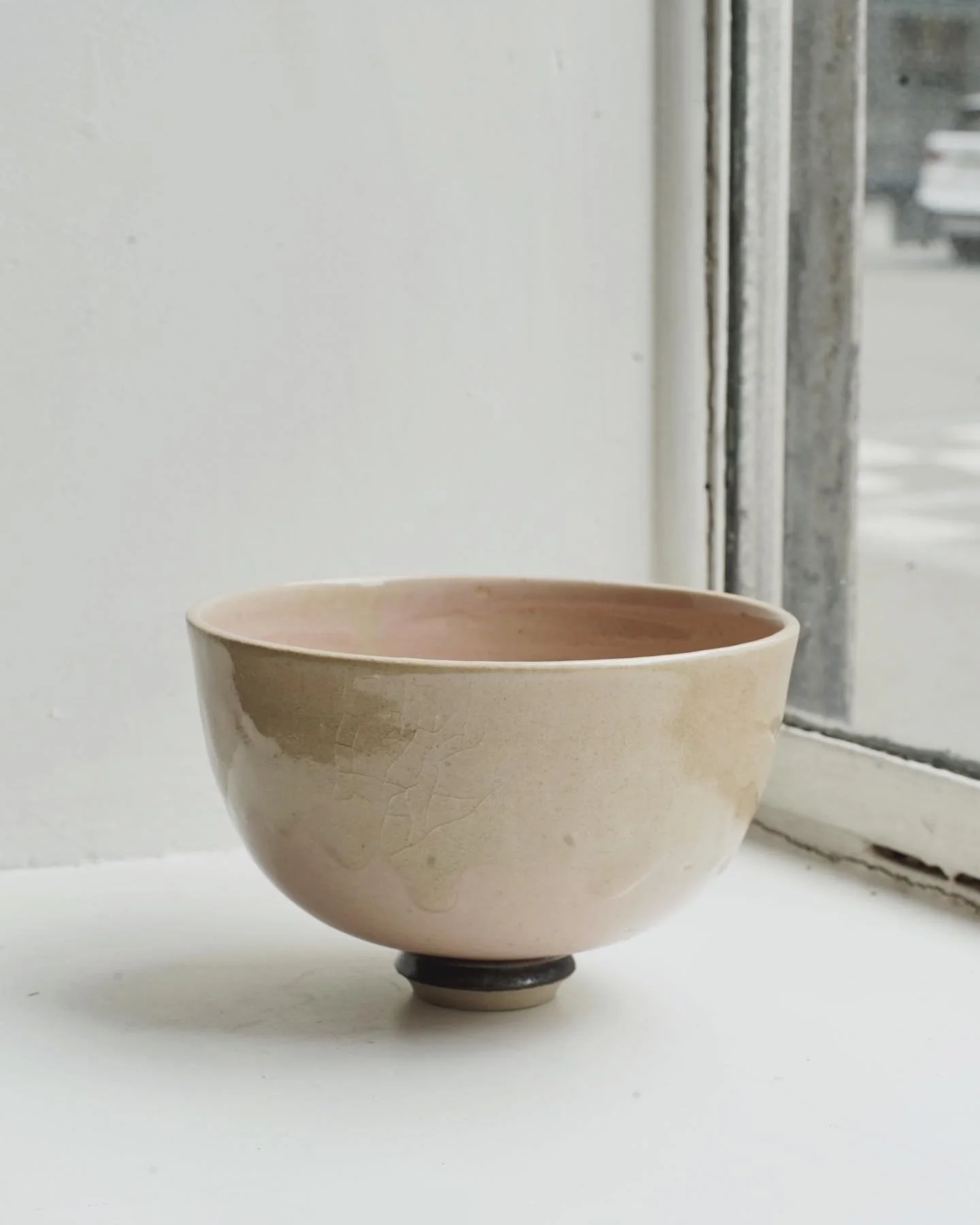 It&rsquo;s been a tough day, one of those that weighs a little heavier than the rest. The rain outside feels like it&rsquo;s washing away all the noise, making space for something new. The weekend is just beginning, and with it comes the quiet promis