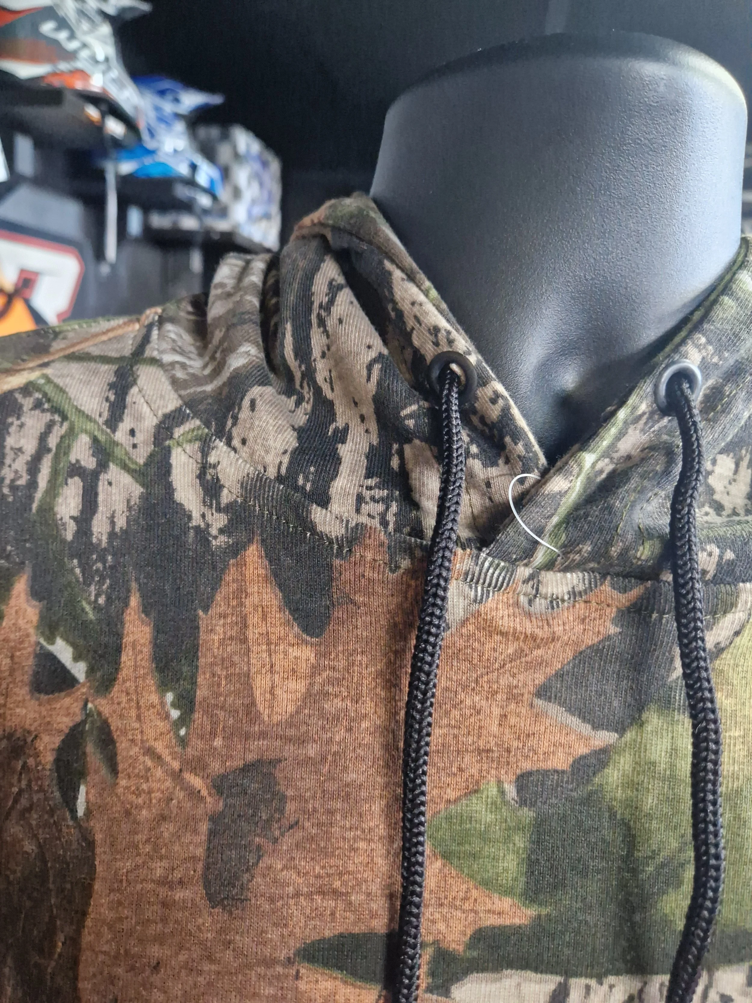 camosleev2.jpeg
