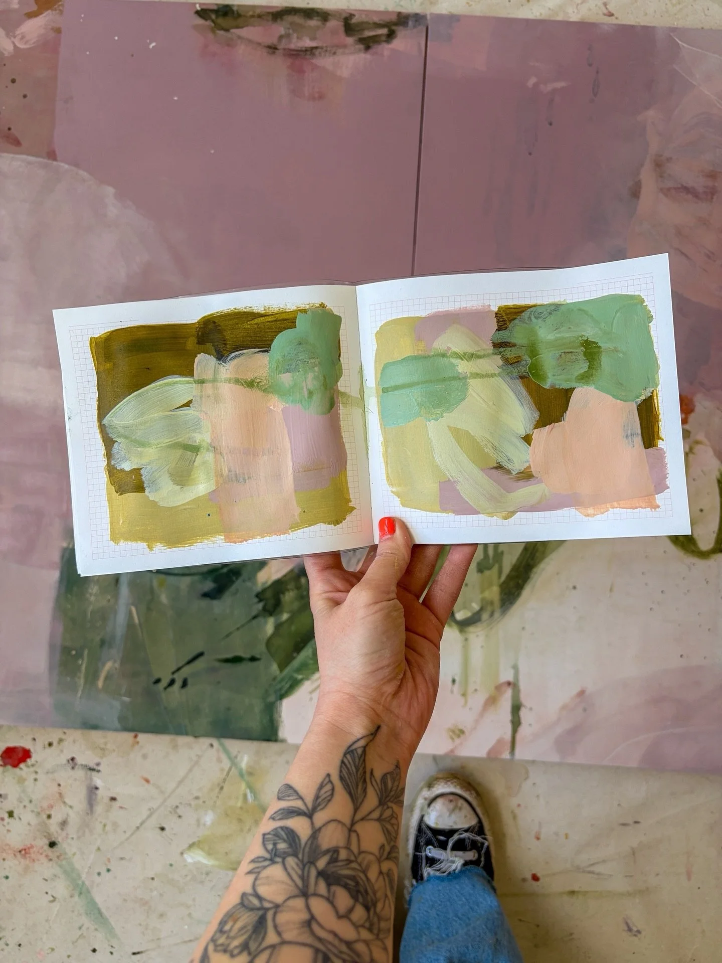 Colour studies, don&rsquo;t you just 𝗹𝗼𝘃𝗲 starting a new sketchbook! Now do I keep this sketchbook as colour studies through and through or will I just change it up as I go?