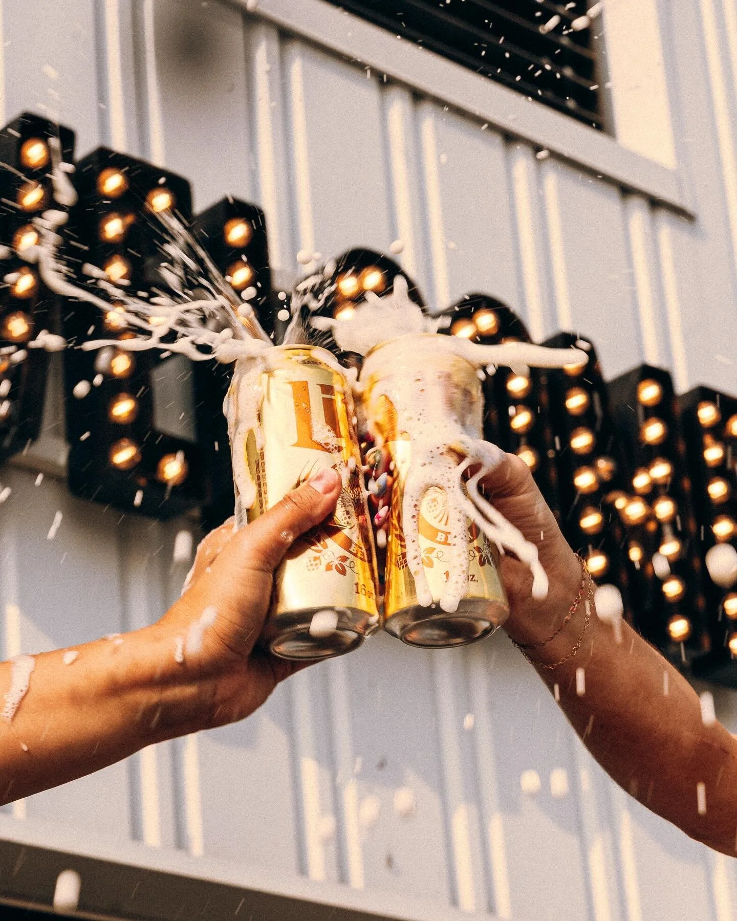 Sunday funday 🏈🤠

Doors open at 11a + beat the clock specials starting at $1