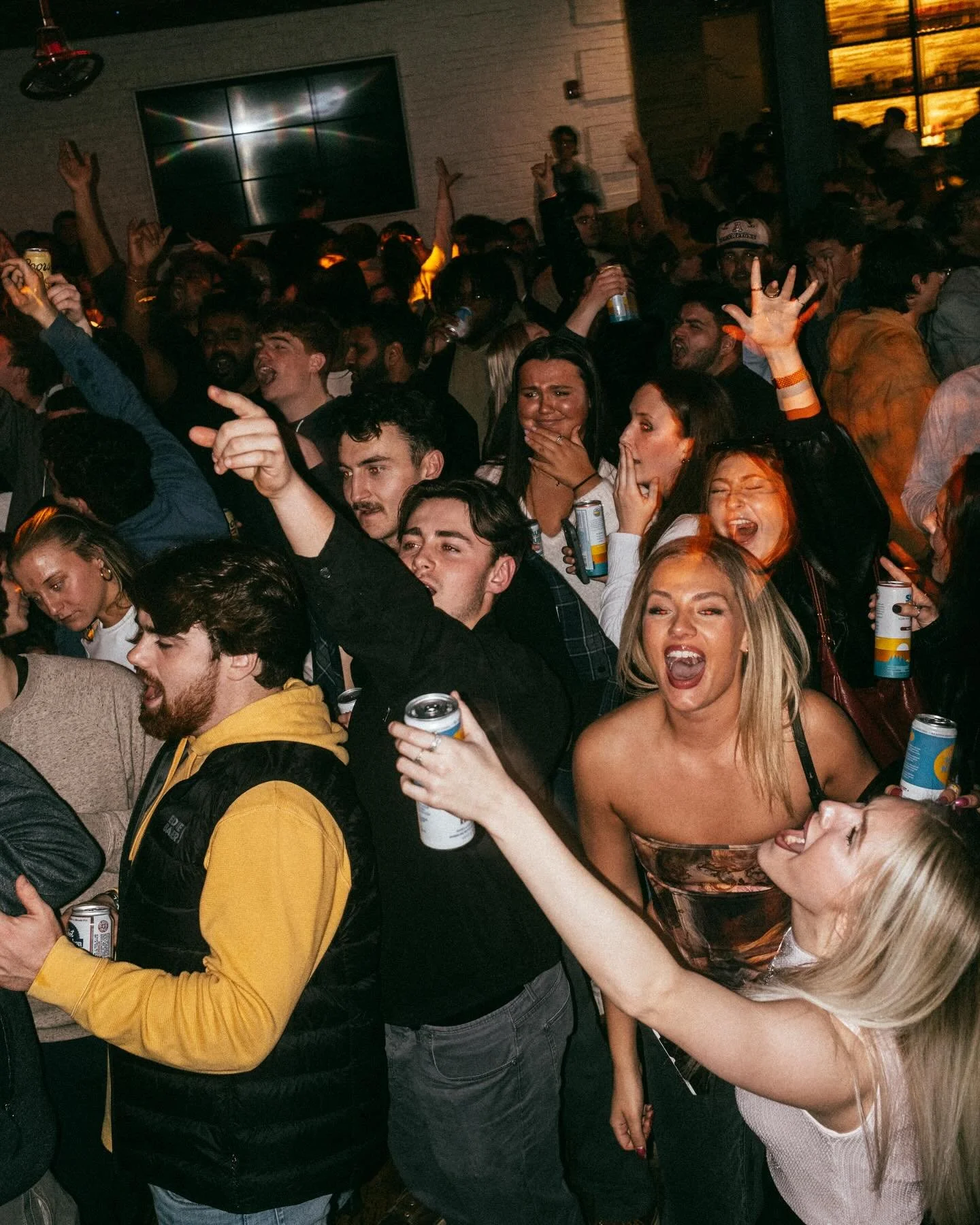 Happy farm Friday y&rsquo;all 🤠🍻

Doors open at 6p + kitchen open &lsquo;til 10p

Galentine&rsquo;s karaoke kicks off at 7p with @terkalerk + YeeDM kicks off at 10p with @bobbybooshay216