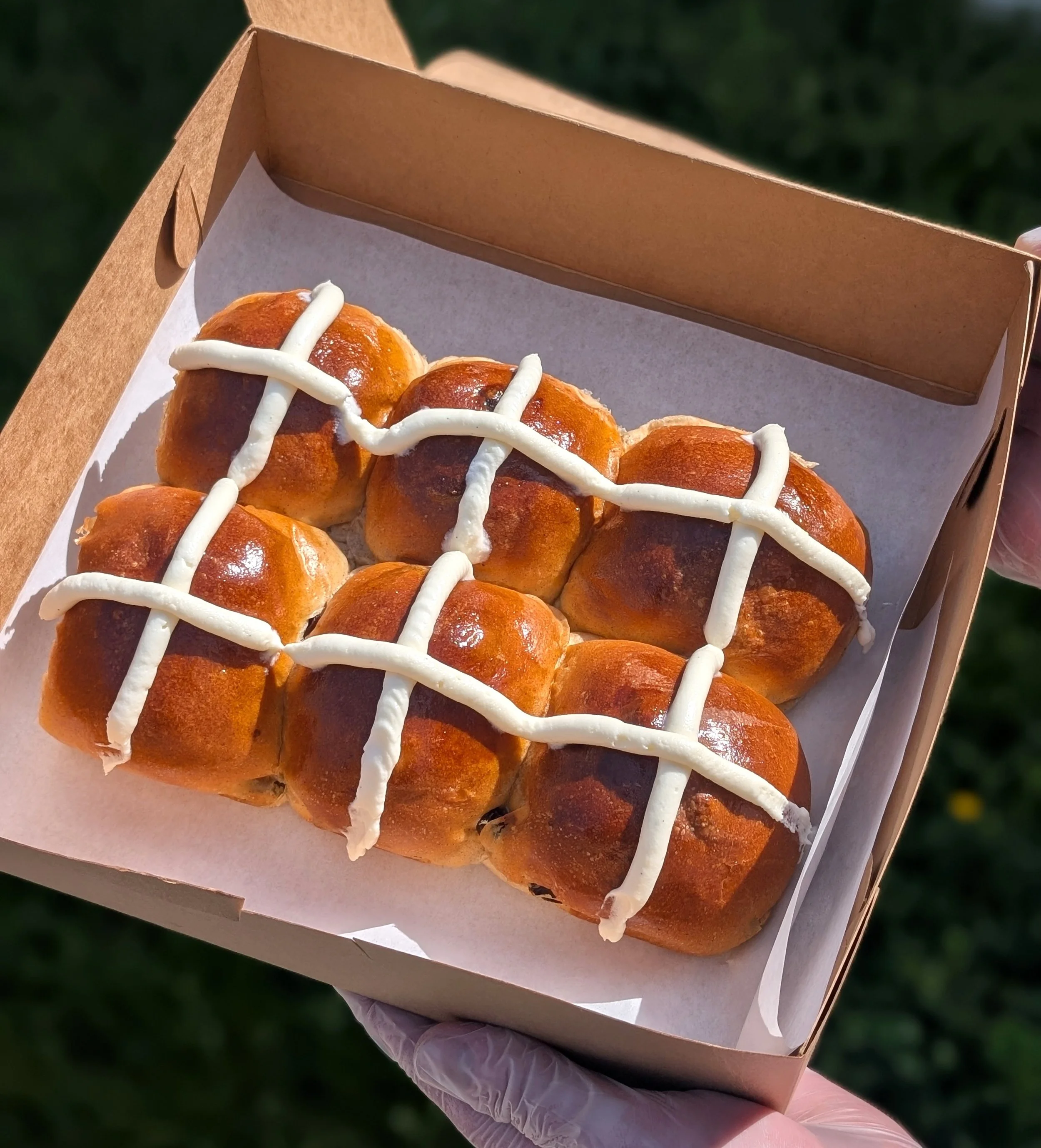 hot cross buns.jpg