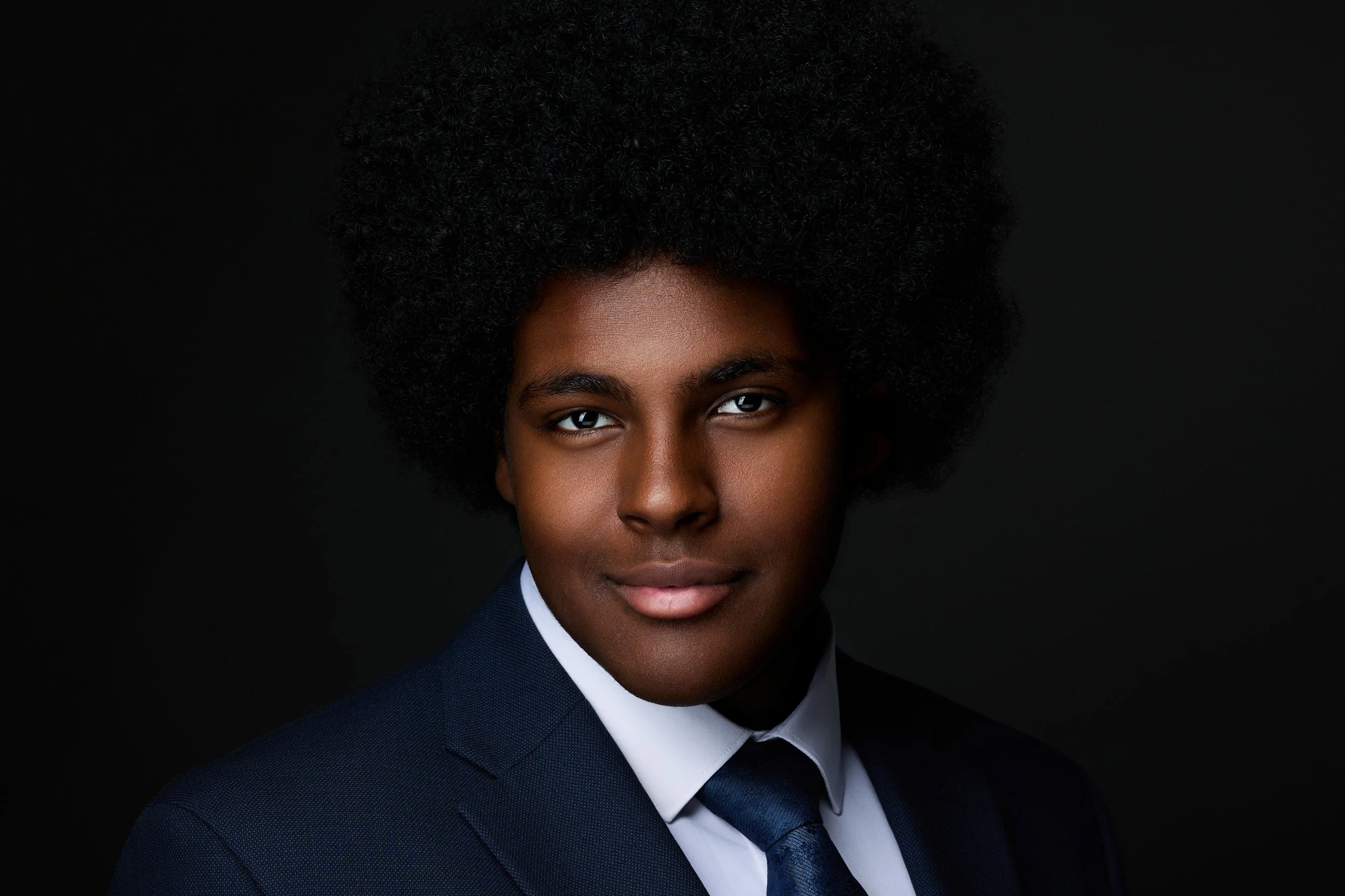 Professional headshot of Omaha and Lincoln actor, Zach Johanness 