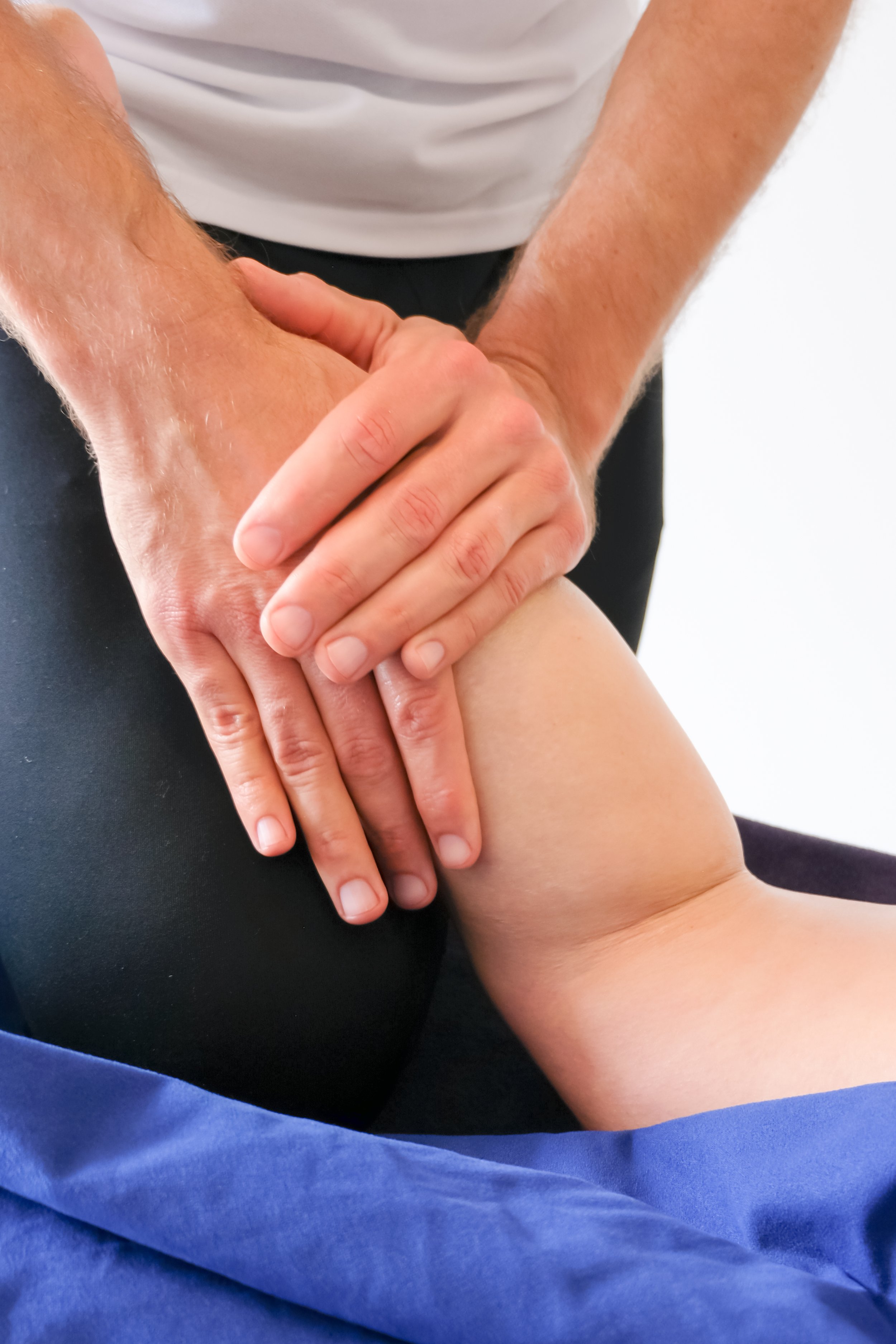 Peter Mercer providing sports massage in Whitstable