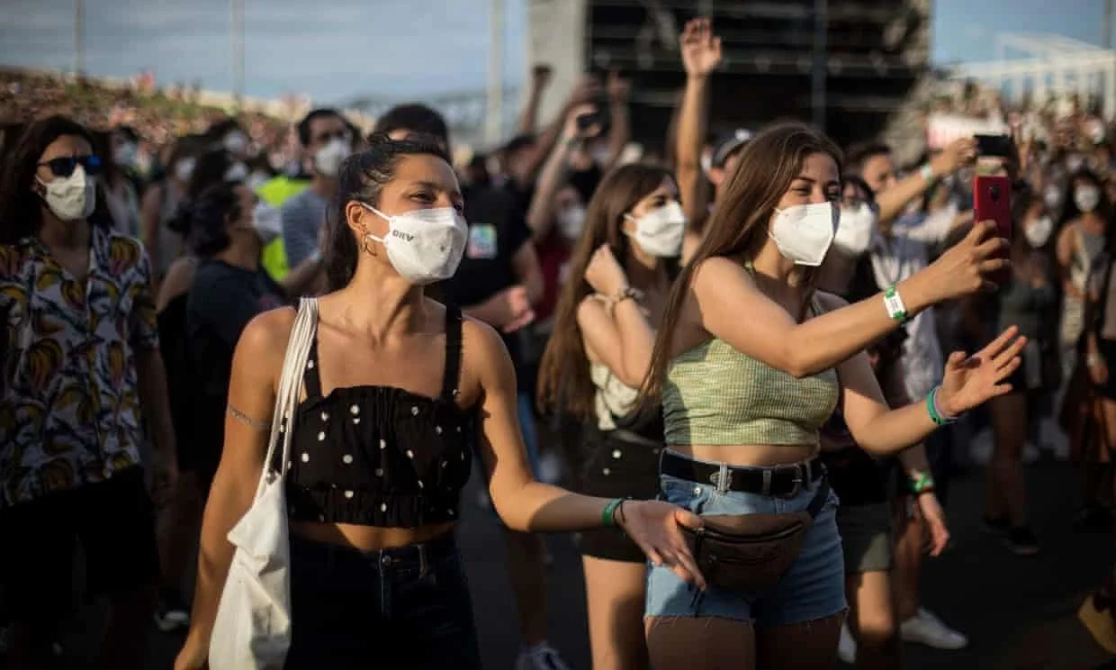 the guardian: experts on wisdom (and regrets) for a new year of covid