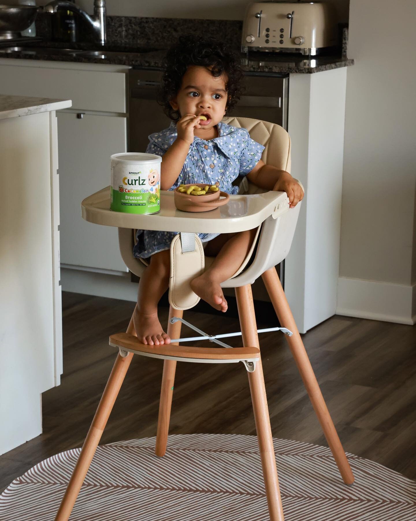 Aroha has never been a picky eater but as a mom, I am always very choosy about what I want to feed her. I incorporate fruits and veggies in each of her meals, even snacks. I have been giving her organic food pouches since she was 6 months old and she