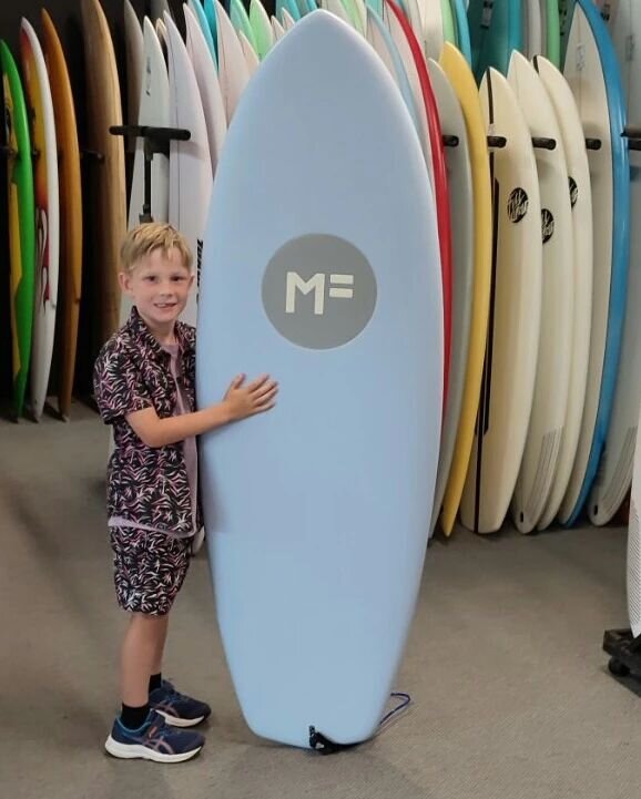 Harvey Onley 5 years ... rocking his new 5'6 Mick Fanning Marley..We think he must have his father's genes #fun #surf #sun #phillipisland