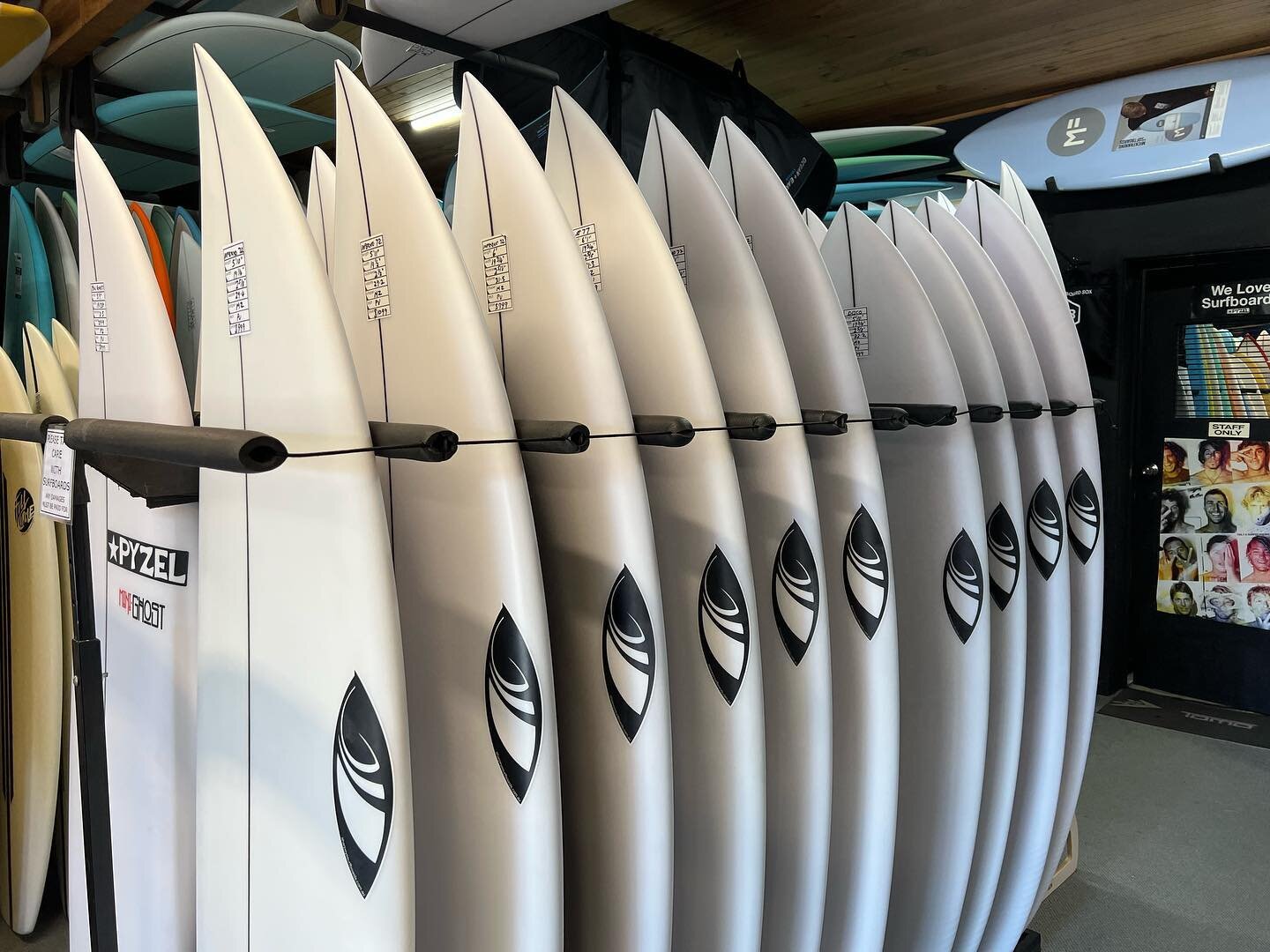 Our Sharp Eye rack is full, come check em out! 

#surfboards #phillipisland #capewoolamai