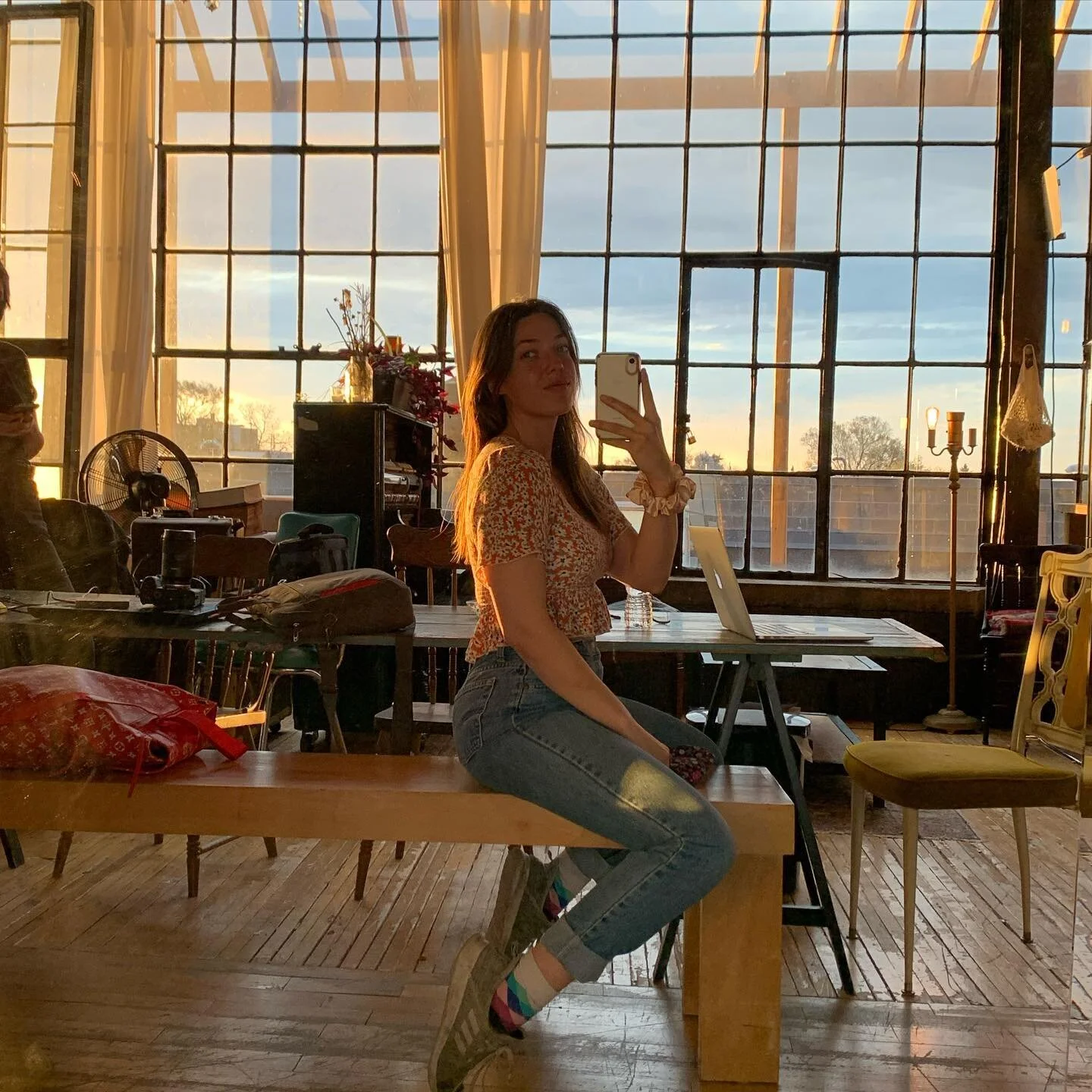 Grateful for sunsets, studios, and my person 🌞💫

Also been very, very grateful for the creative work coming my way this last while. Excited to keep sharing what&rsquo;s on the horizon 🥰

(PS masks were only off for the photos)
(PPS I hope my aura 
