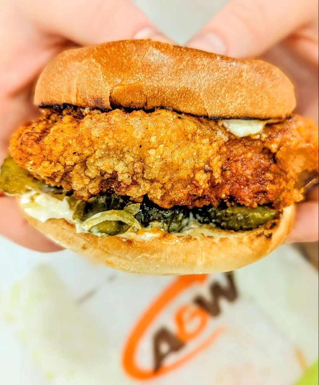 How could you even think about cooking dinner after seeing this crispy, juicy, drool-worthy burger?

Swing by @awcanada at Garden City Shopping Centre and let them handle dinner tonight!

#CrispyBurger #GardenCityShoppingCentre #BurgerLovers #DinnerT