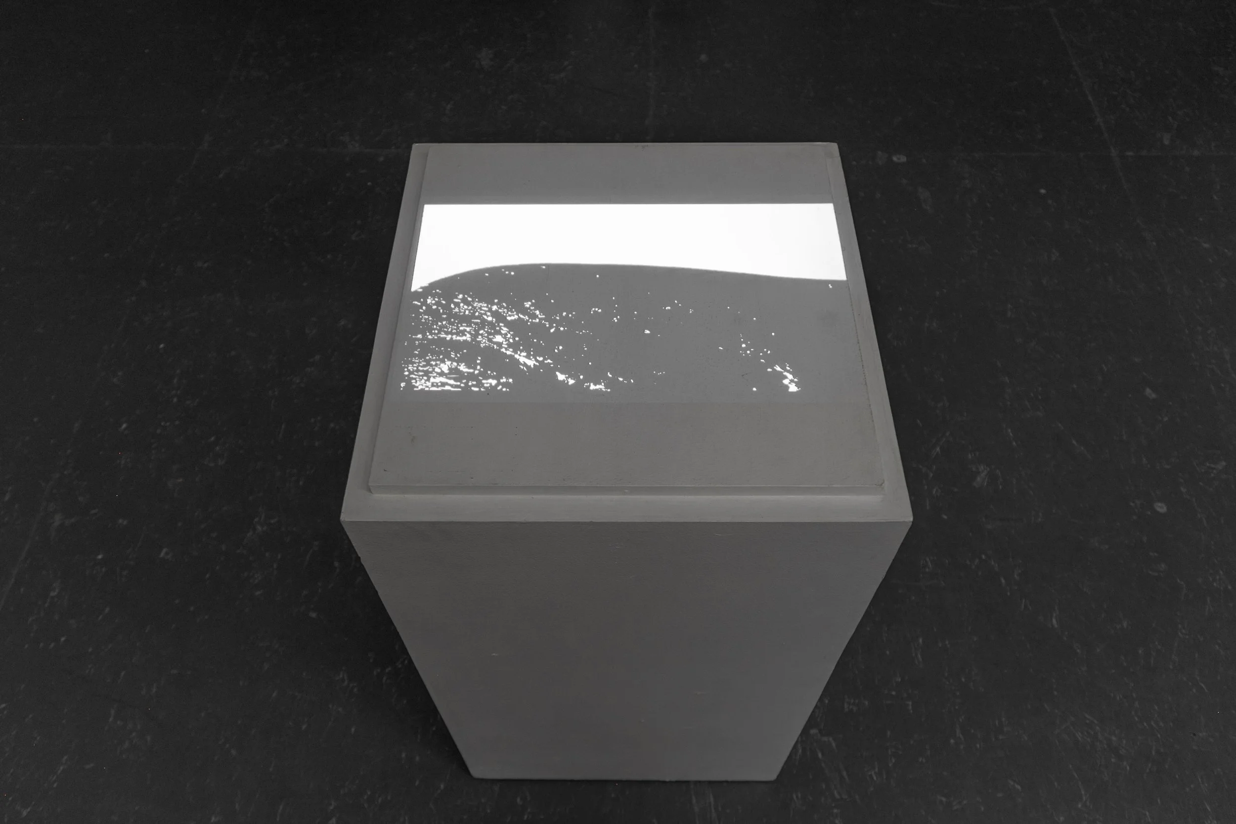 Today it’s about the current
2024
laser-cut paper, animation