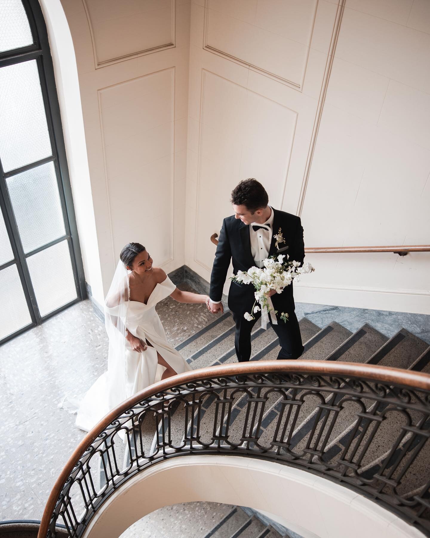 The perfect venue for the most lovely bride. 💍🤍

Venue: @websterhallsf
Event Team + Rentals: @fulcrum.group
@abbey.party.rents @otlvintage
Wedding planning: @willaviaweddingco
Photography: @jelauphotography
Photography: @corinnarosephoto
Videograph