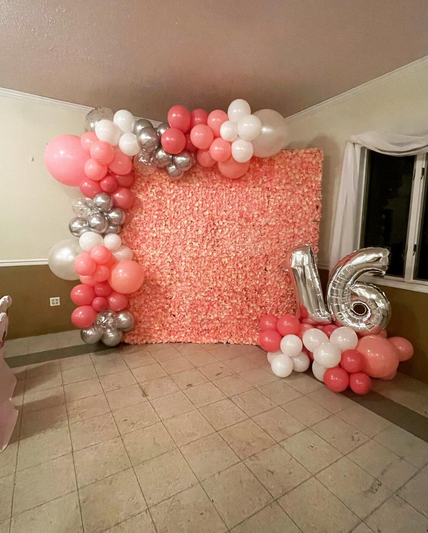 Happy Sweet 16!! 

#balloons #decor #photowall #flowerwall #backdrop #sweet16 #hapoybirthday #party #16 #balloongarland #balloonarch #heart2table #danburyct