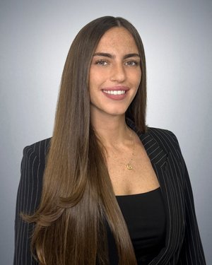 Gabriella Giordano, LMSW, psychotherapist at Rachel Parodneck & Associates Psychotherapy