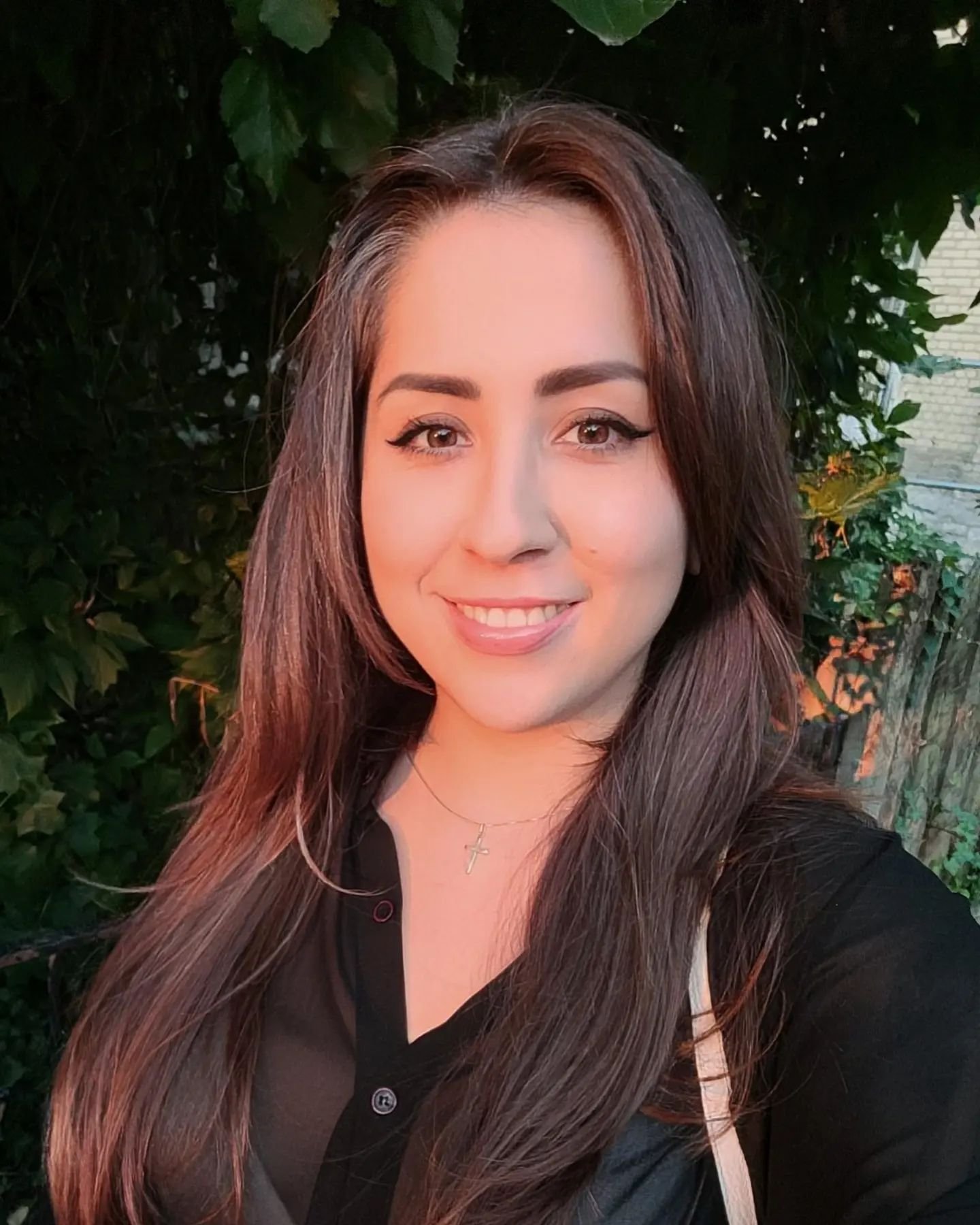 Hi, I'm Nicole! I'm a Registered Massage Therapist working in the Upper Beaches of Toronto. I use a variety of modalities and styles to create a curated treatment unique to the individual, but mostly I help my clients heal and develop the relationshi