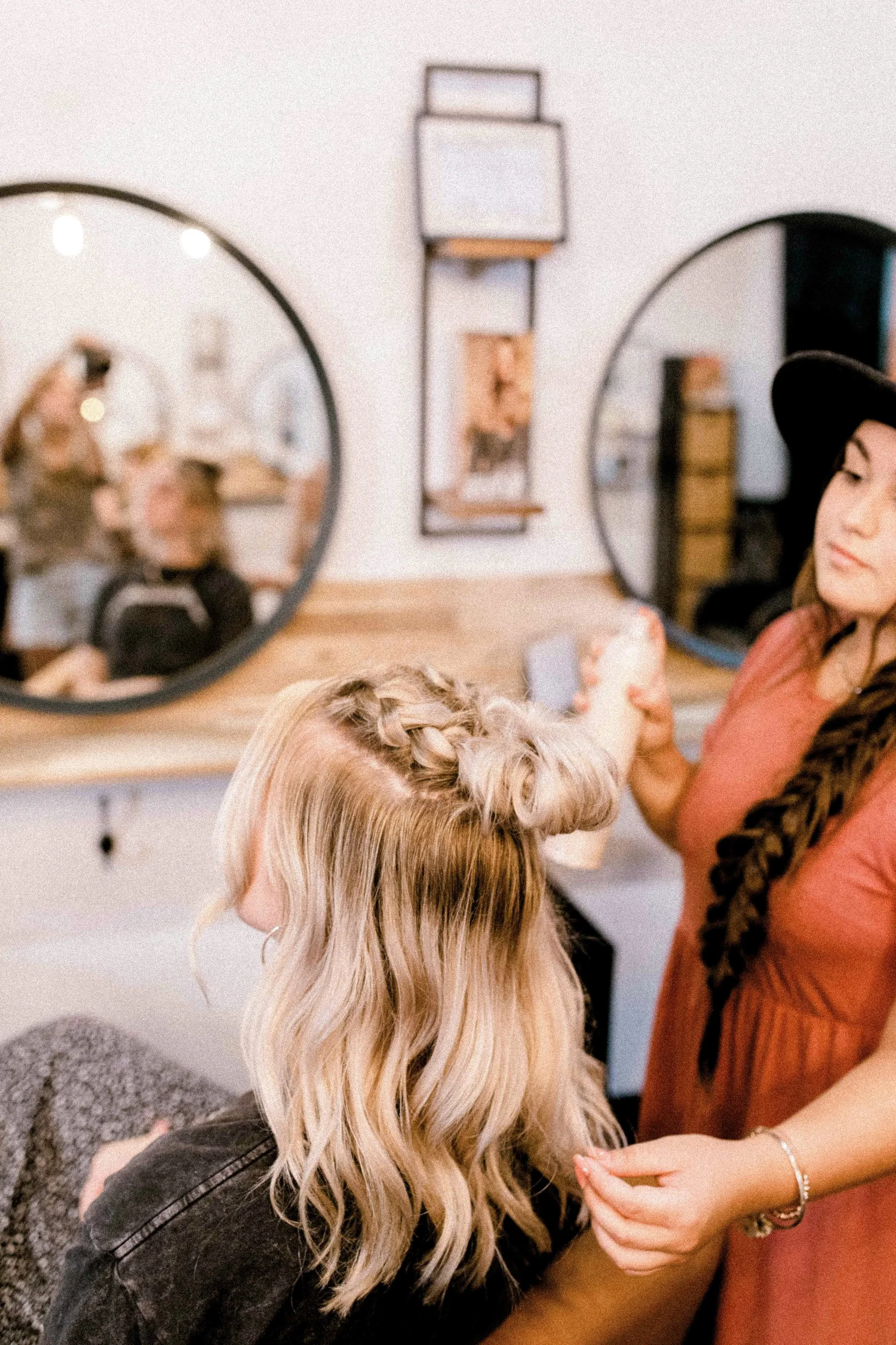 Moda Beauty Bar Salon & Spa