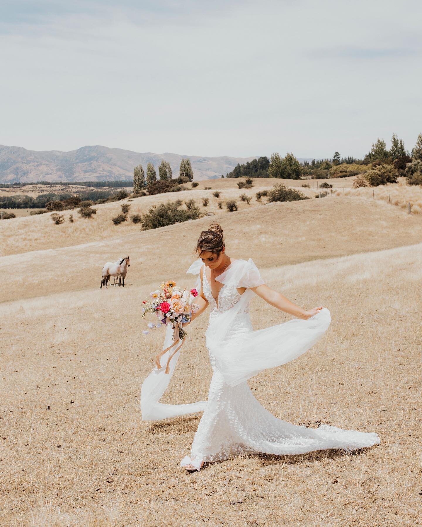 Jess + Ryan&rsquo;s beautifully colourful affair featured on the Wild Hearts blog this week. 

Imagery @sophieisabellaphoto 
Coordination @alexandrakatecreative 
Florals @weddings.thegreenroomflowerco 

@wild_hearts