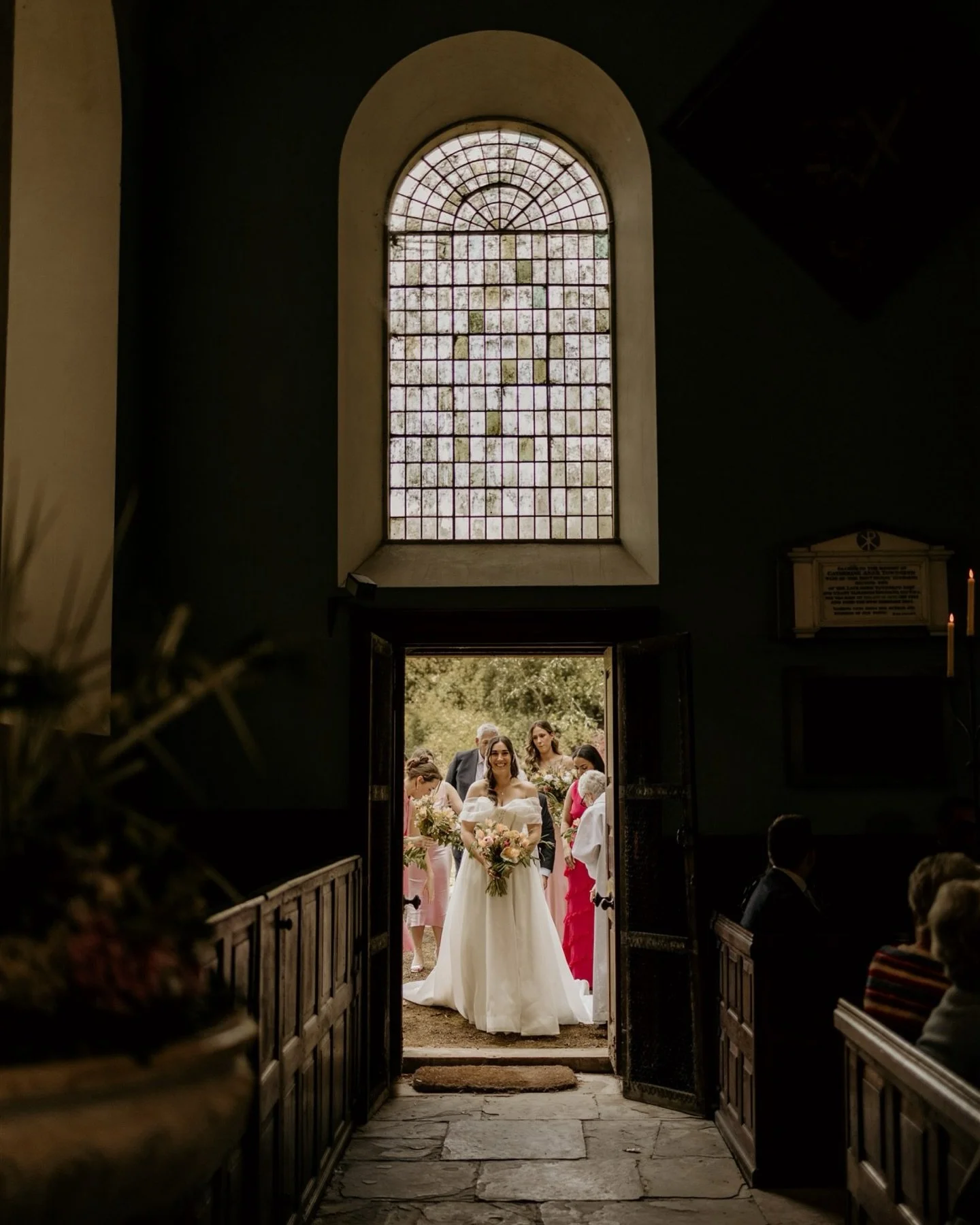 25 weddings in 2025 ✨

Wedding number 4 of 2025 was second shooting for my fave @hannahamy.photography 🫶🏻

I haven&rsquo;t looked at these images for likely over 6 months so it was such a joy remembering so many moments when choosing the photos for