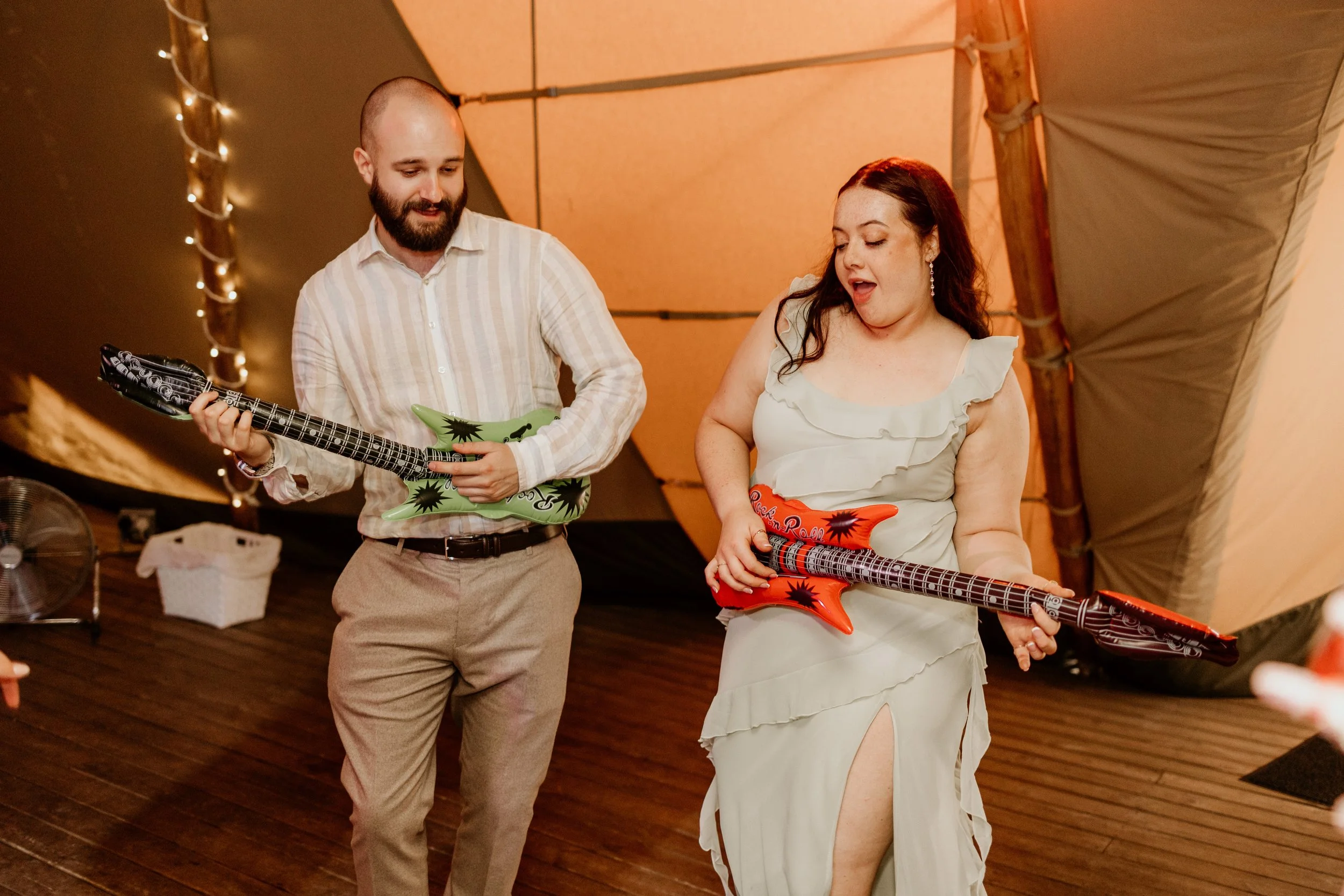 How to Plan a Relaxed Wedding Day Timeline That Leaves Space for Joy