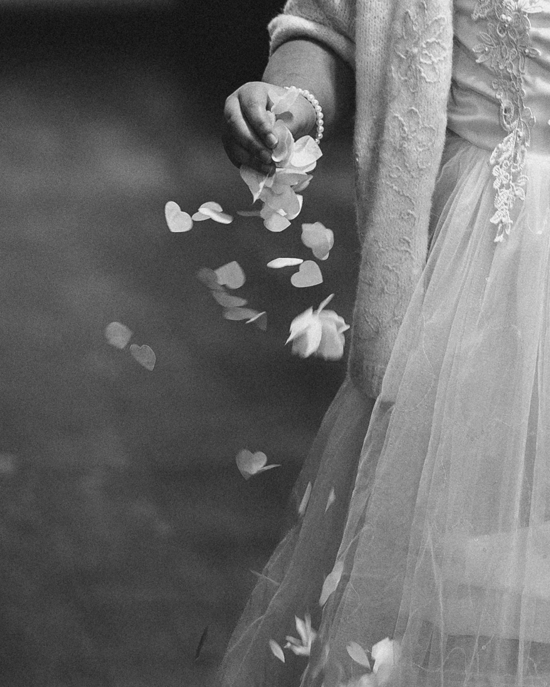 Monochrome moments from B&amp;Cs ceremony

@leafehayes_photography 

Midlands based wedding photographer capturing relaxed and joyful weddings across the UK. Currently booking 2027/28. Enquire now through the link in bio. 📸

Midlands wedding photogr