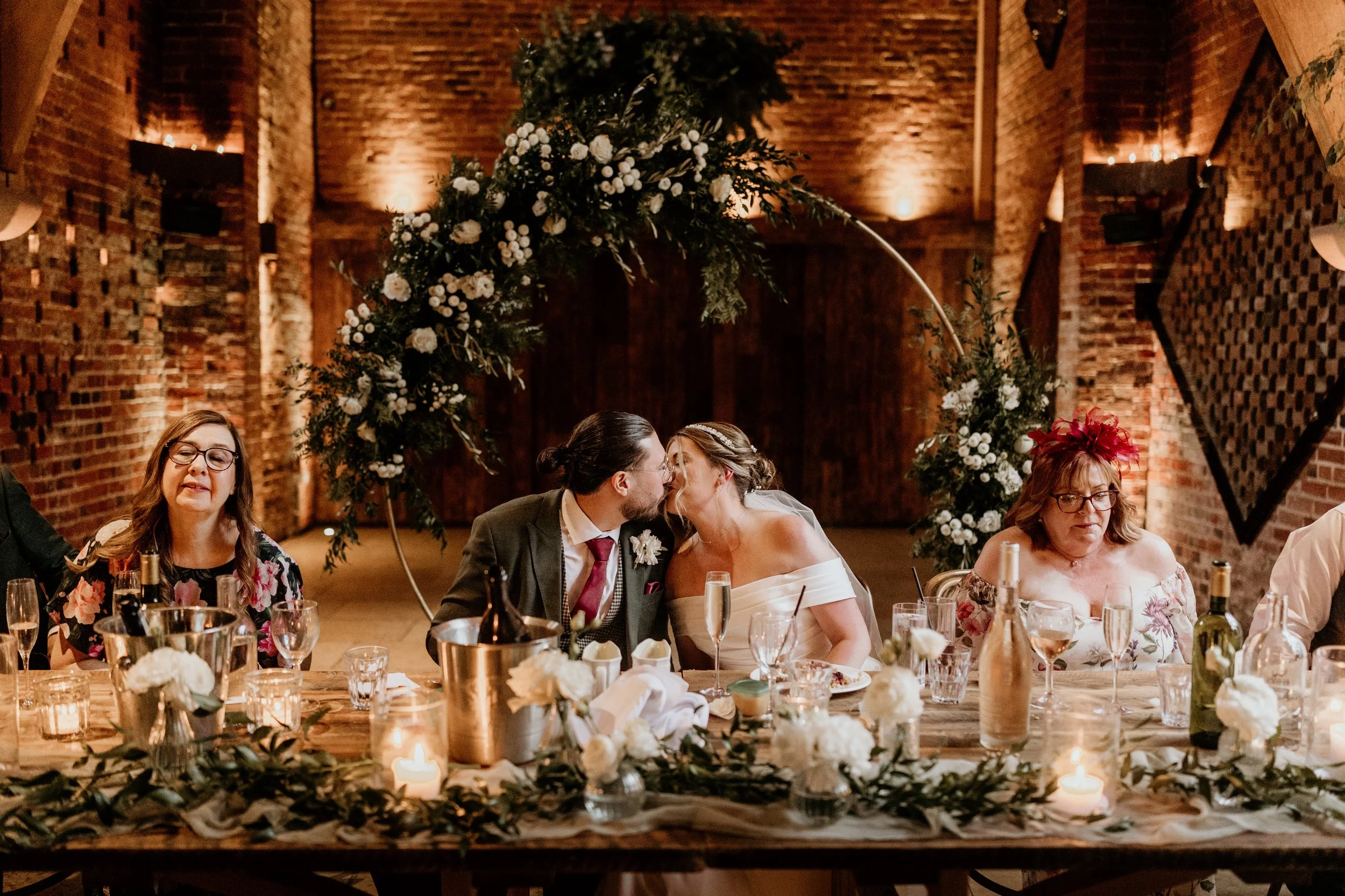 A Guide to Planning a Relaxed Barn Wedding in Nottinghamshire or the Midlands