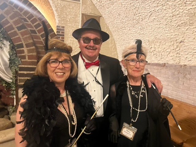 David and Mary Hershberger Thun are ready to dance the Charleston with Linda Bartling.