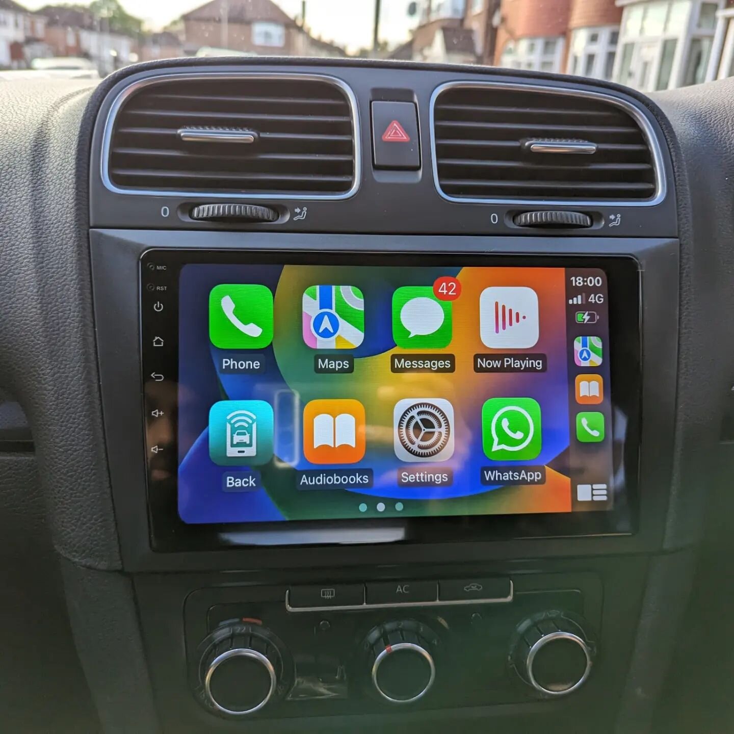 Golf MK6 Apple Carplay and Android Auto Screen supplied and fitted.

Apple Carplay 🍎
Android Auto 📱
Reverse Camera 📷
Screen Mirroring 🖥️
Video Playback 🎦
USB Media ▶️

#golf #volkswagen #volkswagengolf #golfgti #golfmk6gti #golfcarplay #volkswag