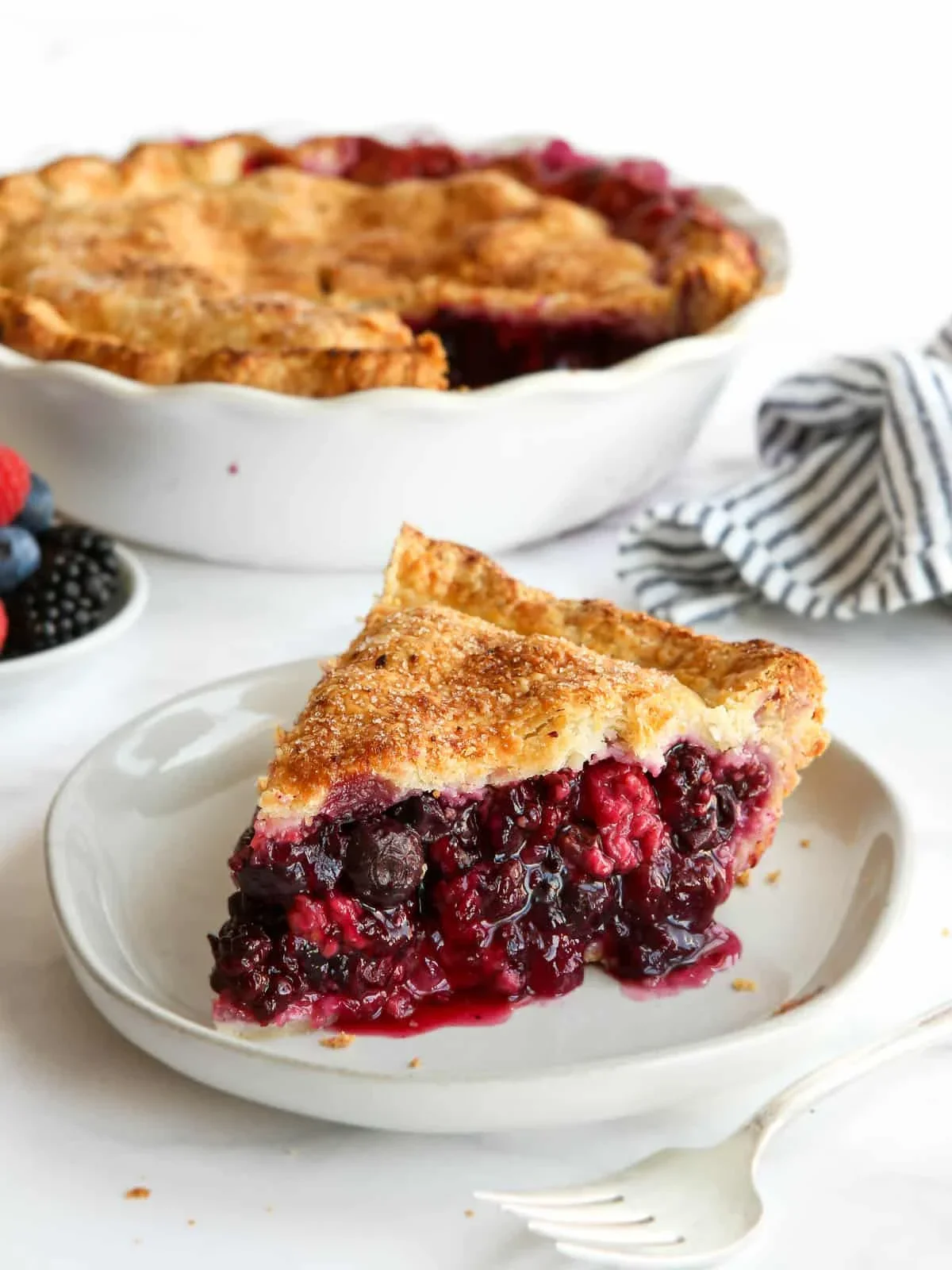 Mixed berry pie