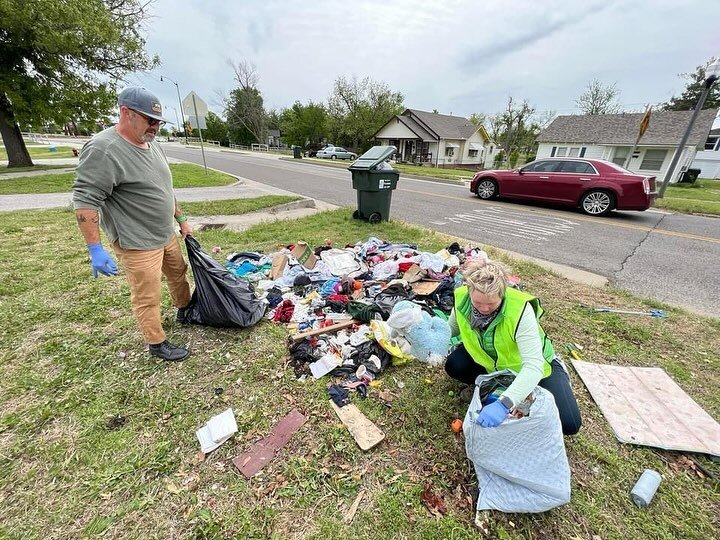 It&rsquo;s that time of year again. We did a big, combined neighborhood clean up last Spring in First Courthouse and Original Townsite neighborhoods. 

To make it fun and foster healthy competition, we had a few categories for volunteers to win prize