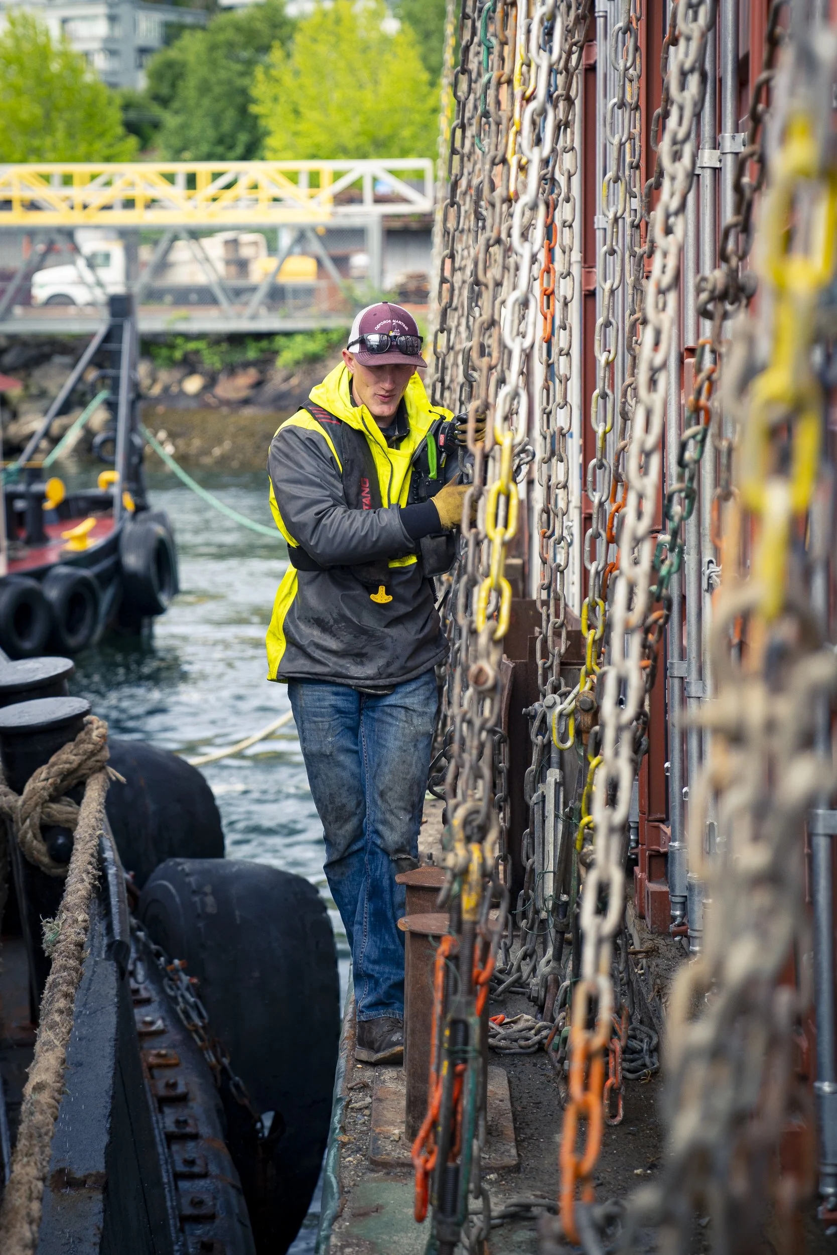 DeForgeMaritime_BargeContainer_Alki_343_L.jpg