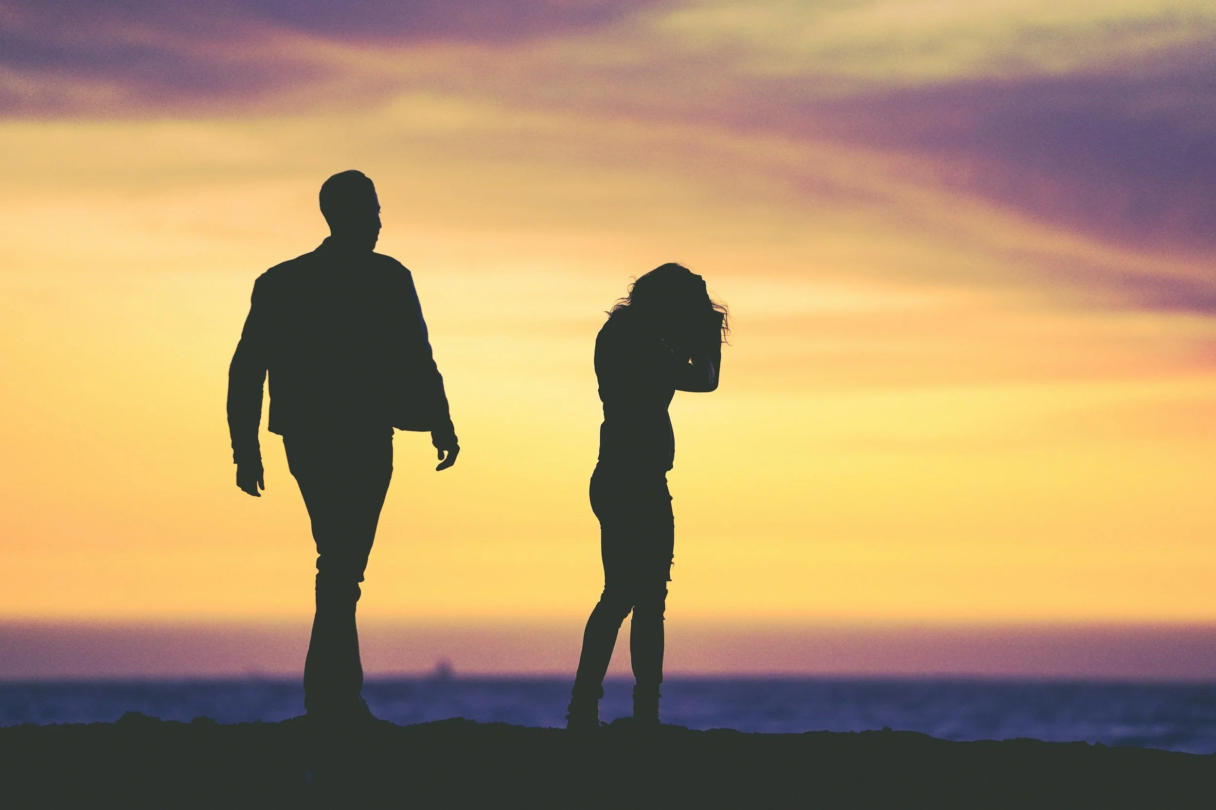 When Friends Take Sides: The Social Impact of Divorce