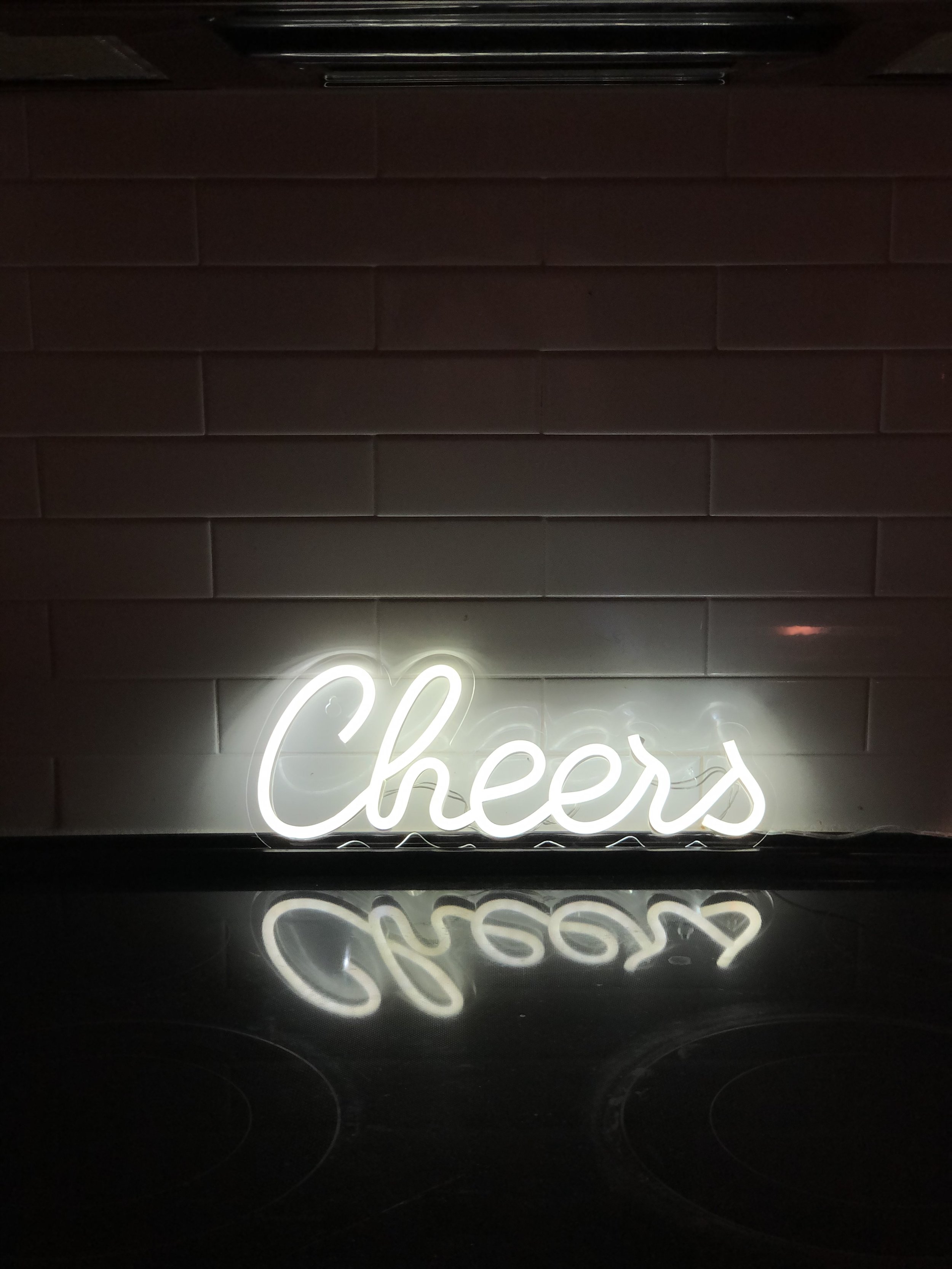 Neon Sign - Cheers
1 available
$10.00