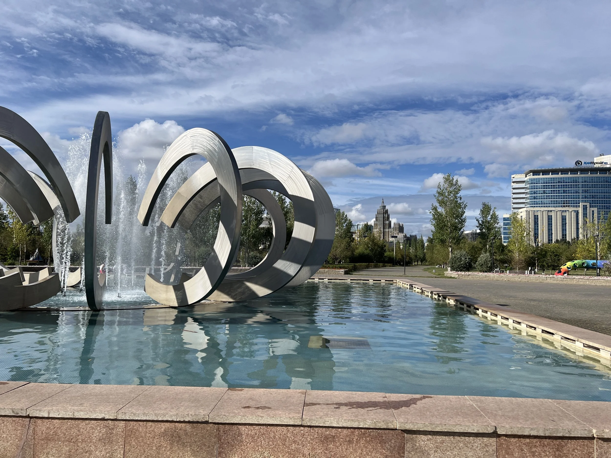 Fountain on Nurzhol Blvd. 