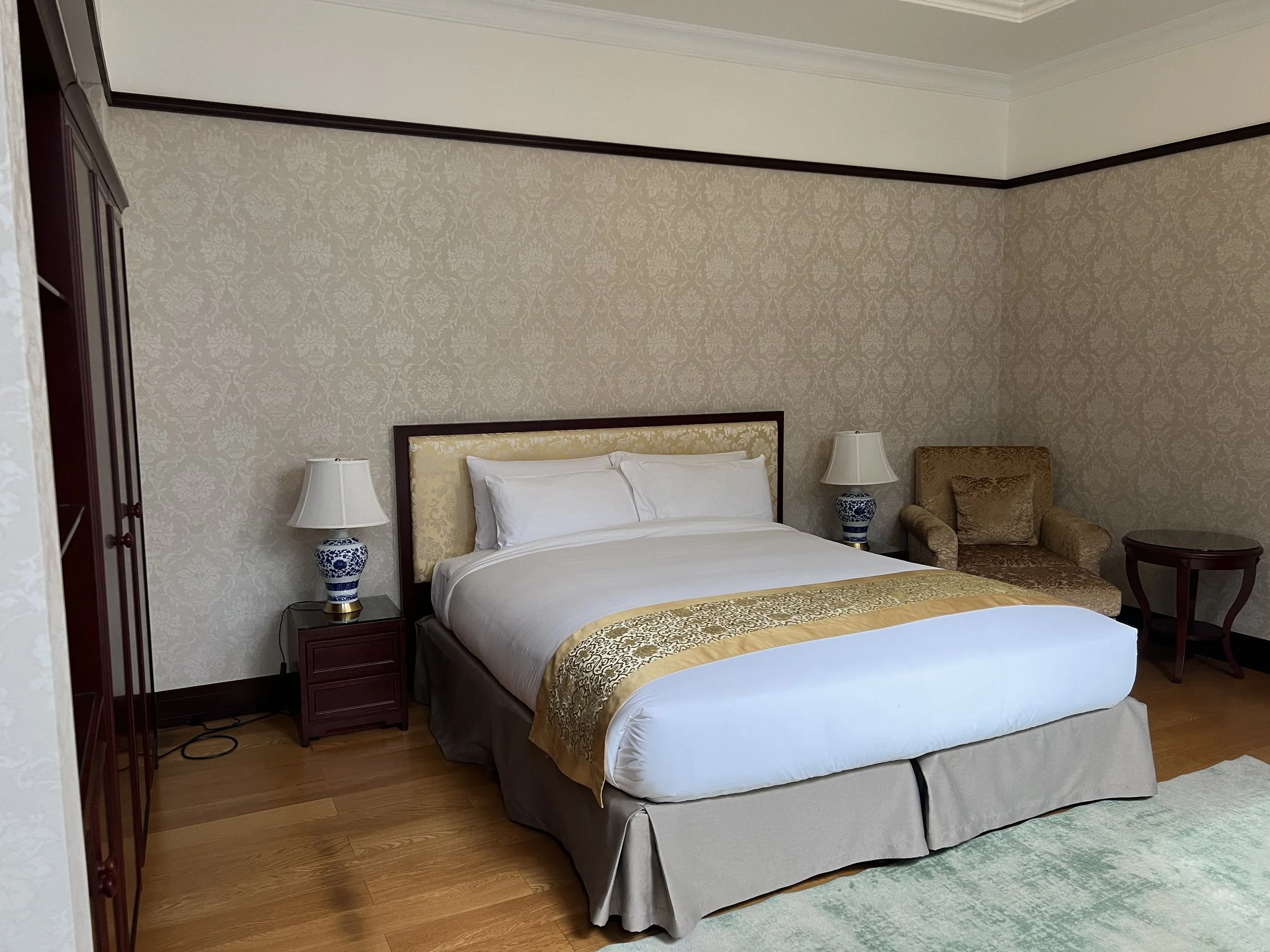 Colinas Hotel Room